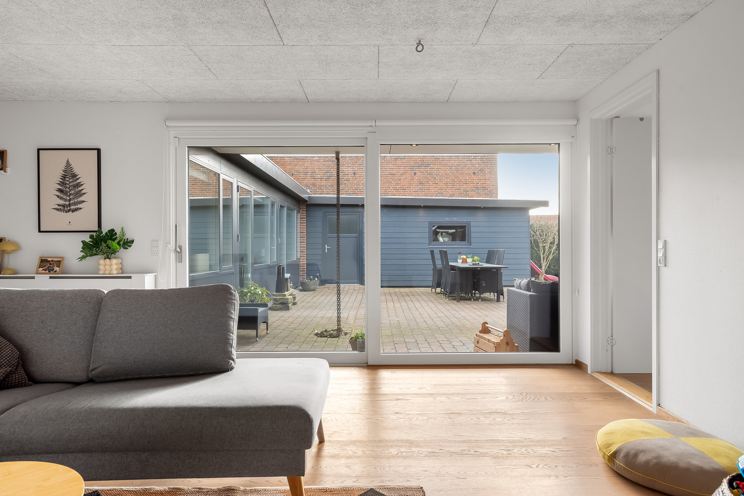 Fremhævet stue billede i fuldskærmstilstand. Billede af Bachsvej 48, 7500 Holstebro