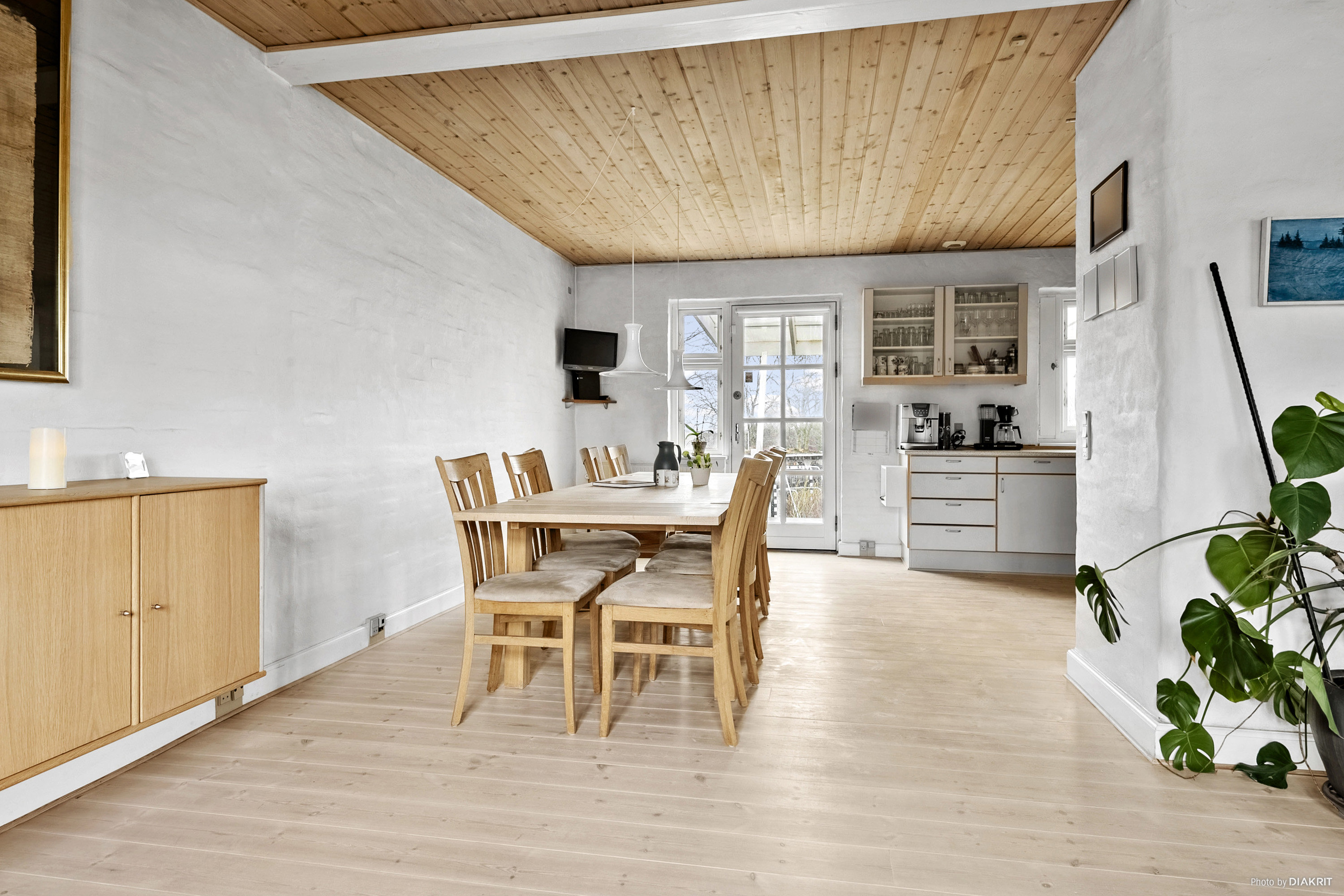 Fremhævet spisestue billede i fuldskærmstilstand. Billede af Kongshusvej 590, Torrild, 8300 Odder