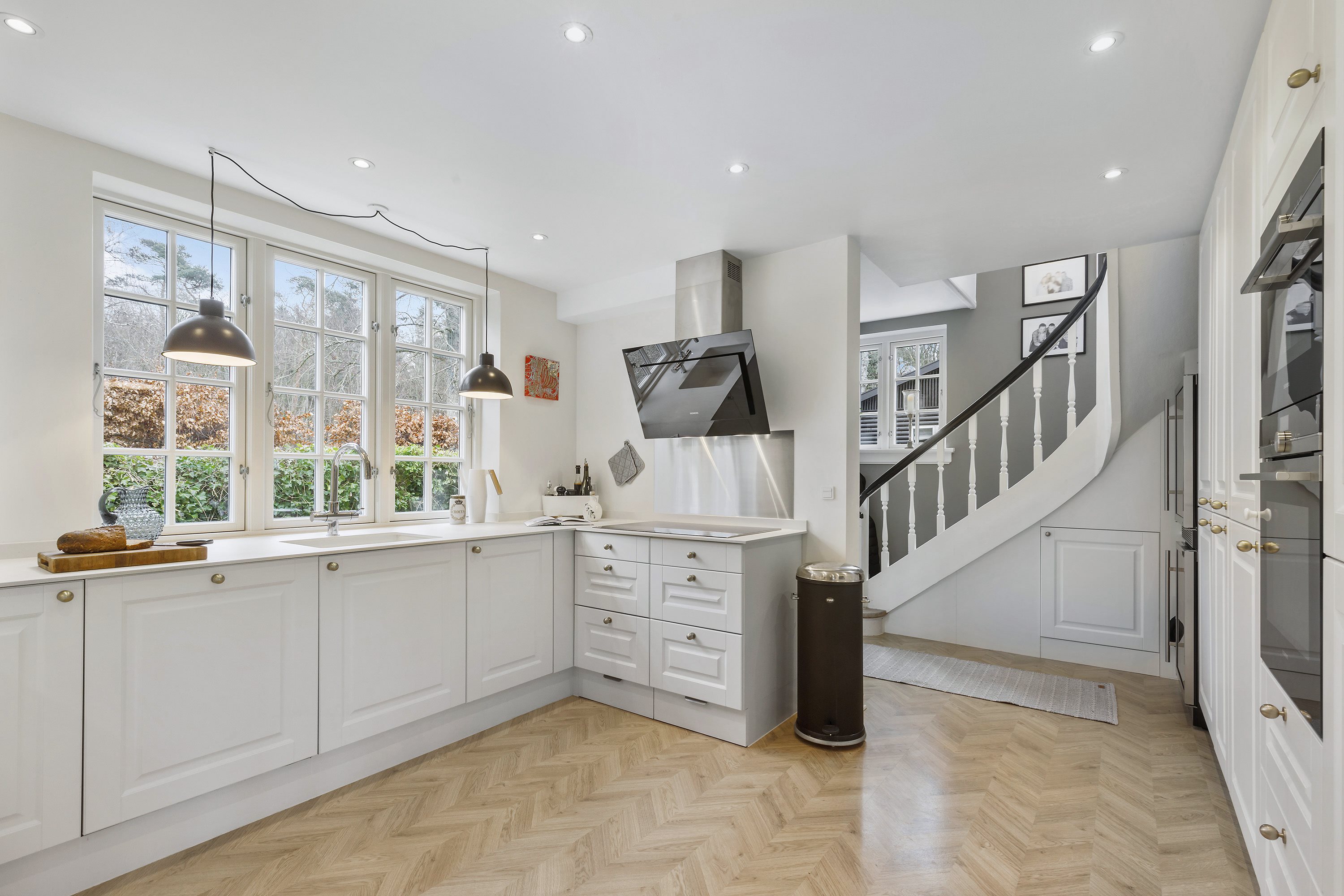 Miniaturebillede 1: køkken. Billede af Birkedamsvej 3, 3100 Hornbæk