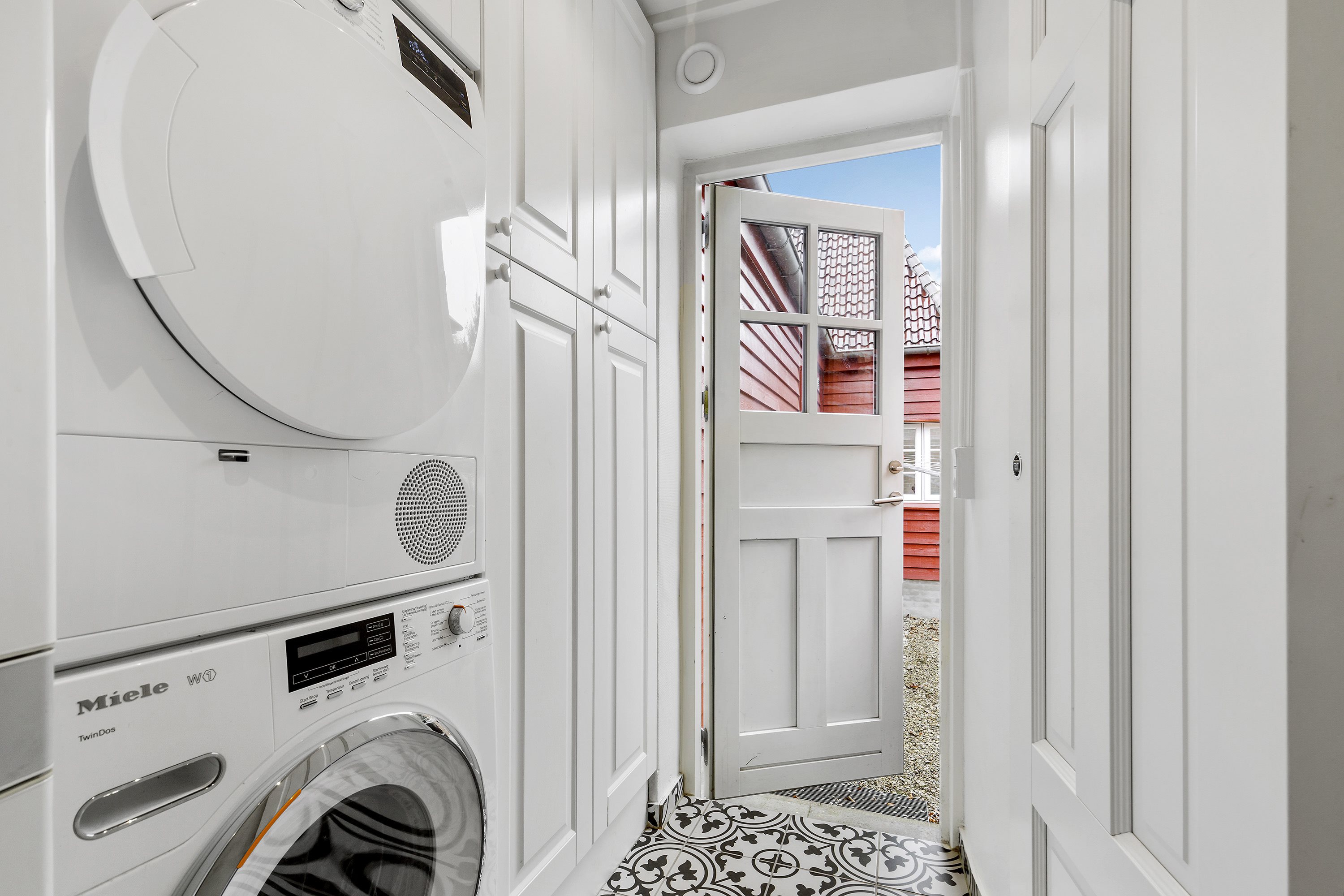 Fremhævet værelse billede i fuldskærmstilstand. Billede af Birkedamsvej 3, 3100 Hornbæk