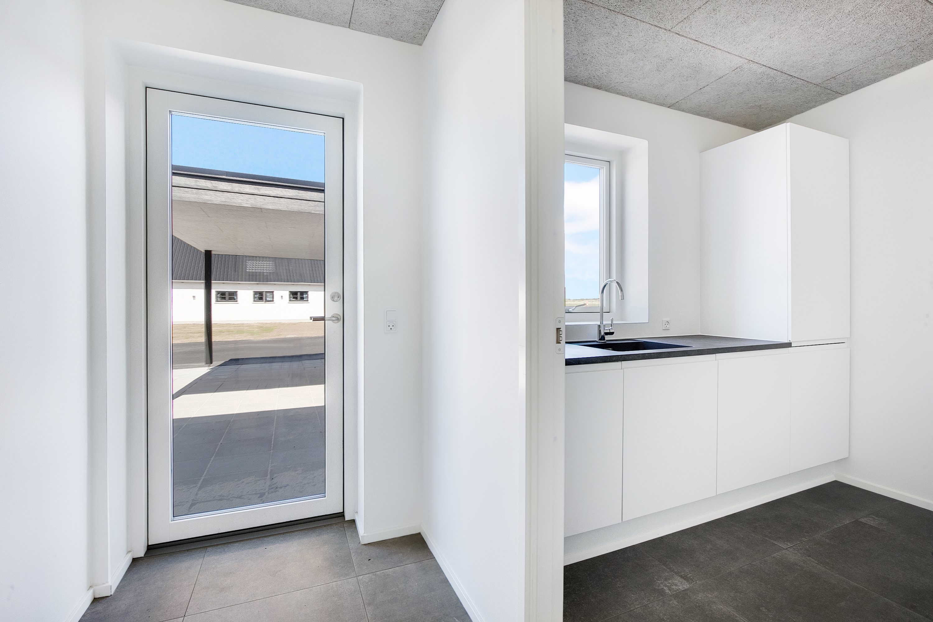 Fremhævet entré billede i fuldskærmstilstand. Billede af Hovensvej 31, 9440 Aabybro