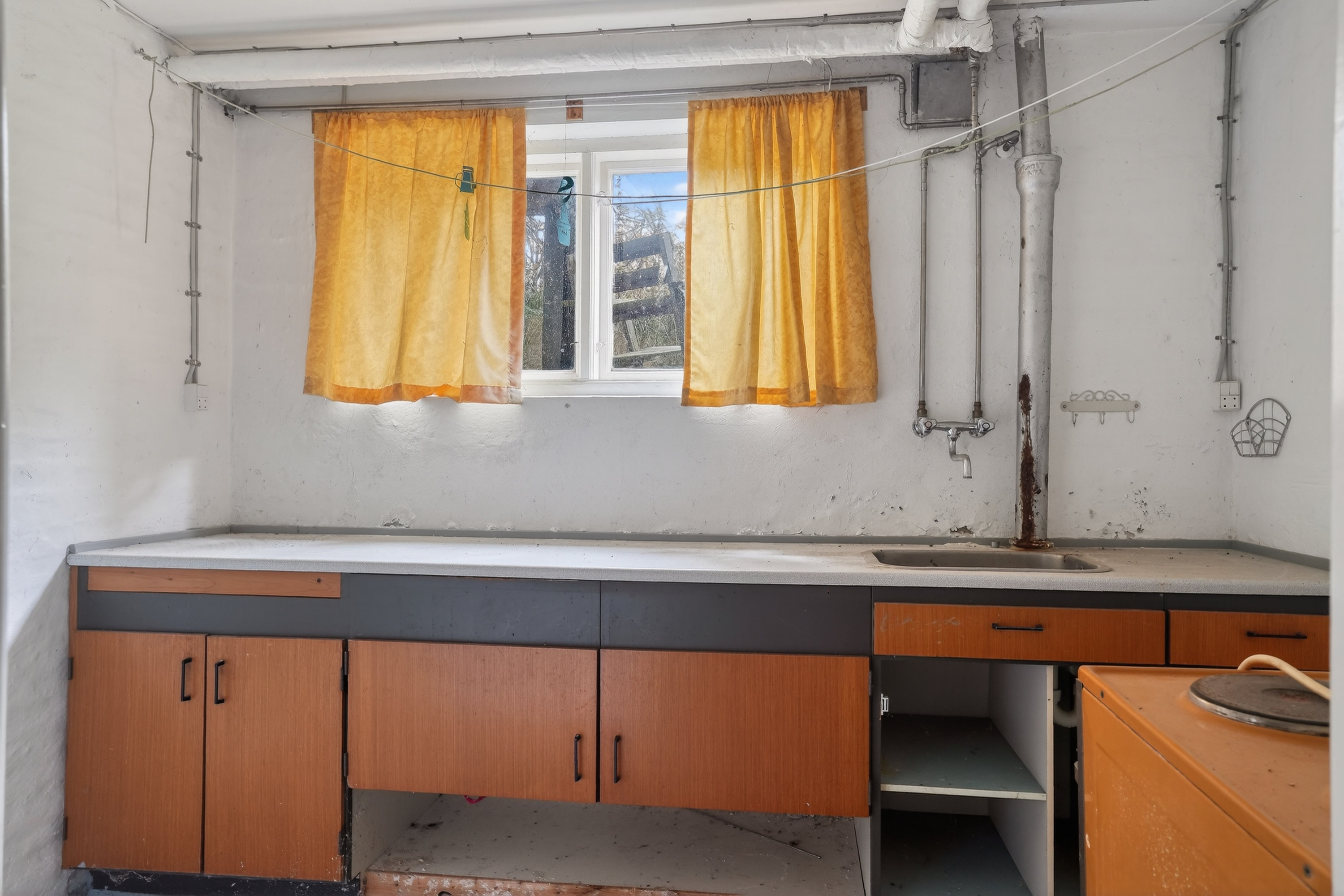 Fremhævet kælder billede i fuldskærmstilstand. Billede af H P Hansensvej 4, 4500 Nykøbing Sj