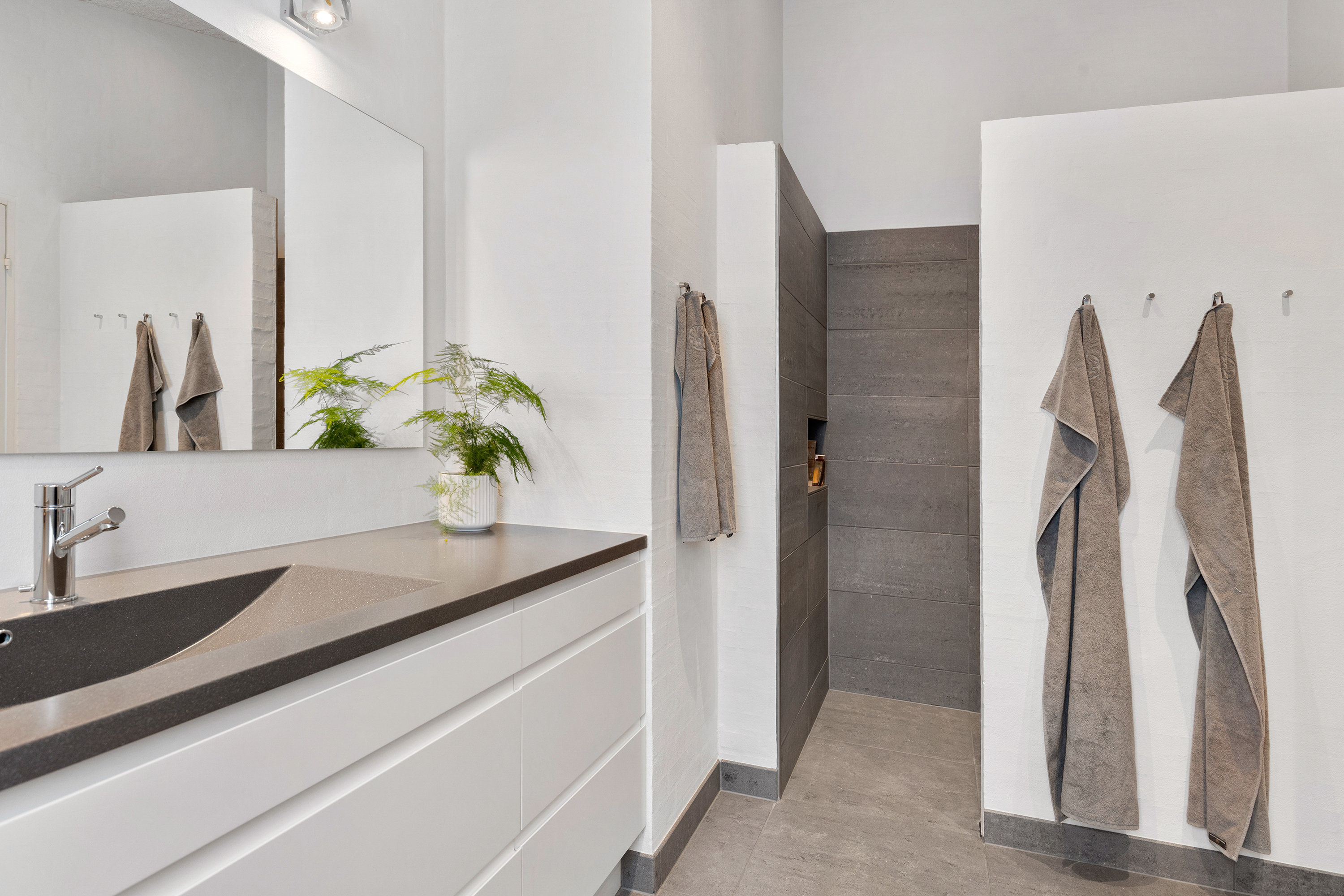 Fremhævet badeværelse billede i fuldskærmstilstand. Billede af Torngårdshaven 7, 9440 Aabybro