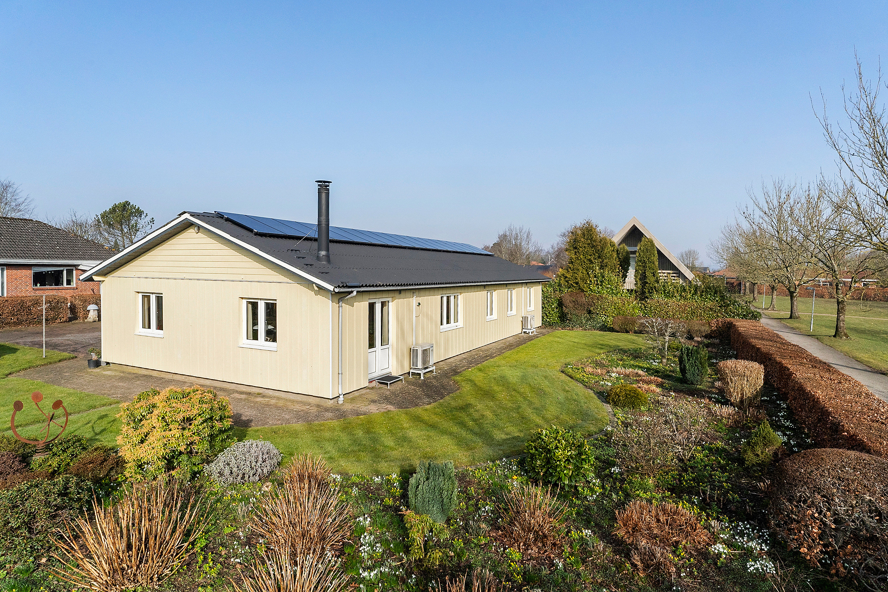 Fremhævet ejendommen billede i fuldskærmstilstand. Billede af Brøndager 13, 15., 8751 Gedved