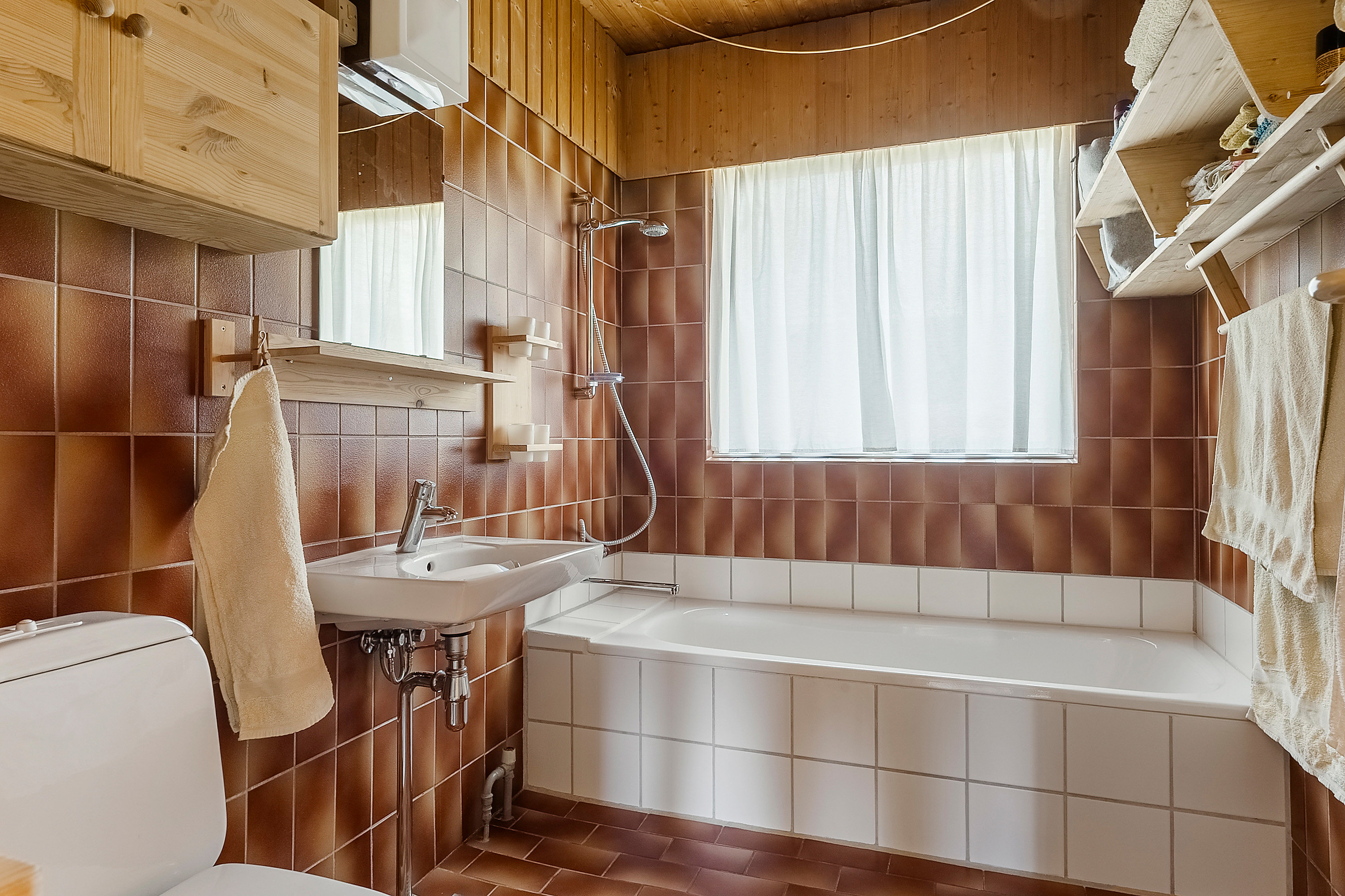 Fremhævet badeværelse billede i fuldskærmstilstand. Billede af Brøndager 13, 15., 8751 Gedved