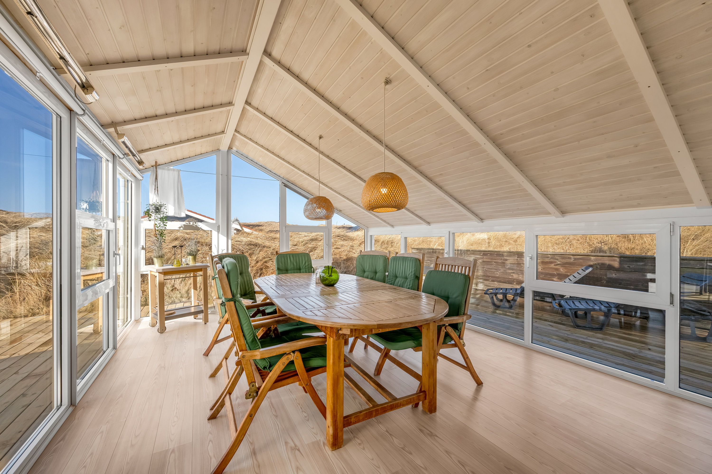 Fremhævet stue billede i fuldskærmstilstand. Billede af Bjerregårdsvej 351, Bjerregaard, 6960 Hvide Sande