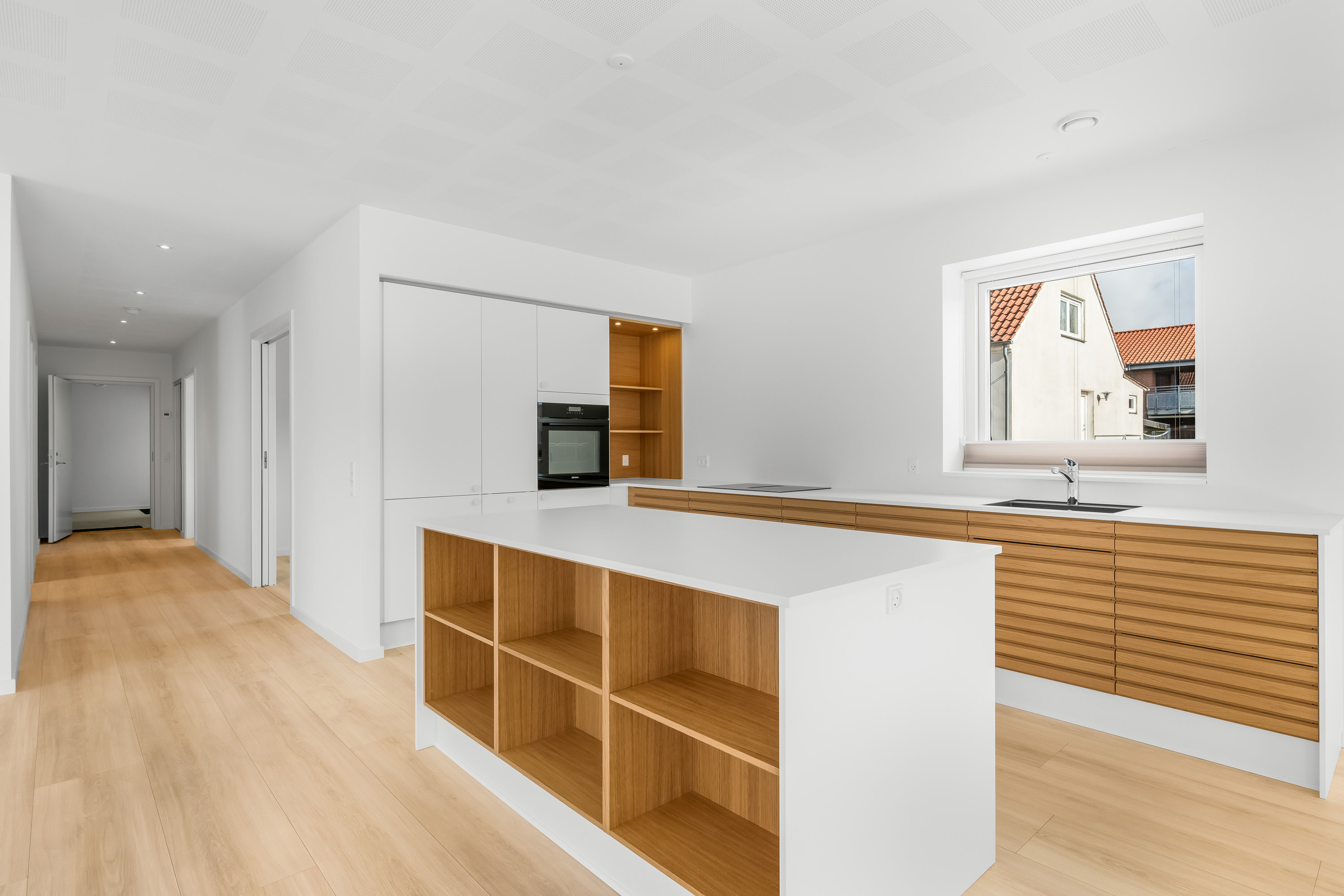 Fremhævet køkken/alrum  billede i fuldskærmstilstand. Billede af Engsiggade 12, st.., 6900 Skjern