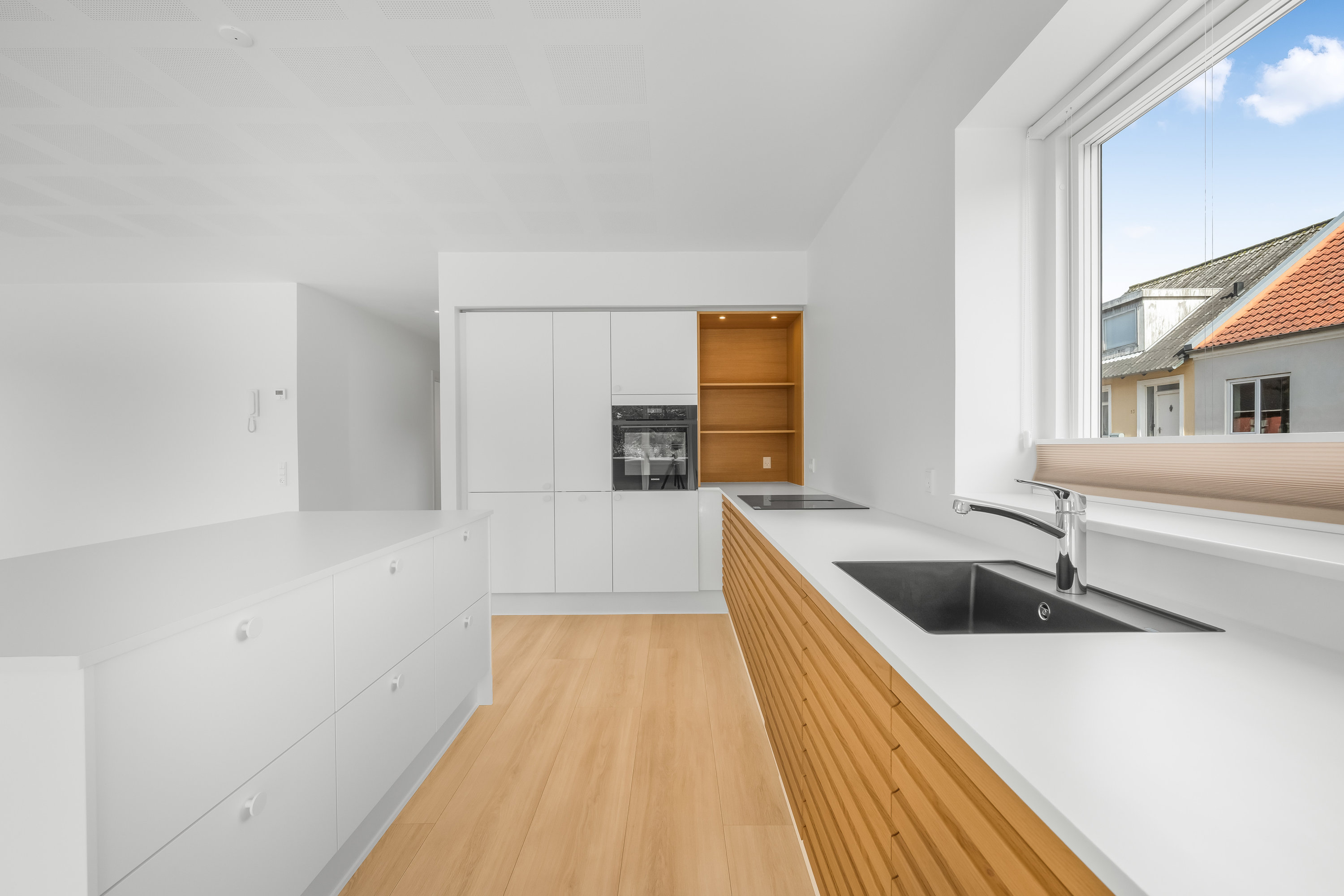 Fremhævet køkken/alrum  billede i fuldskærmstilstand. Billede af Engsiggade 12, st.., 6900 Skjern