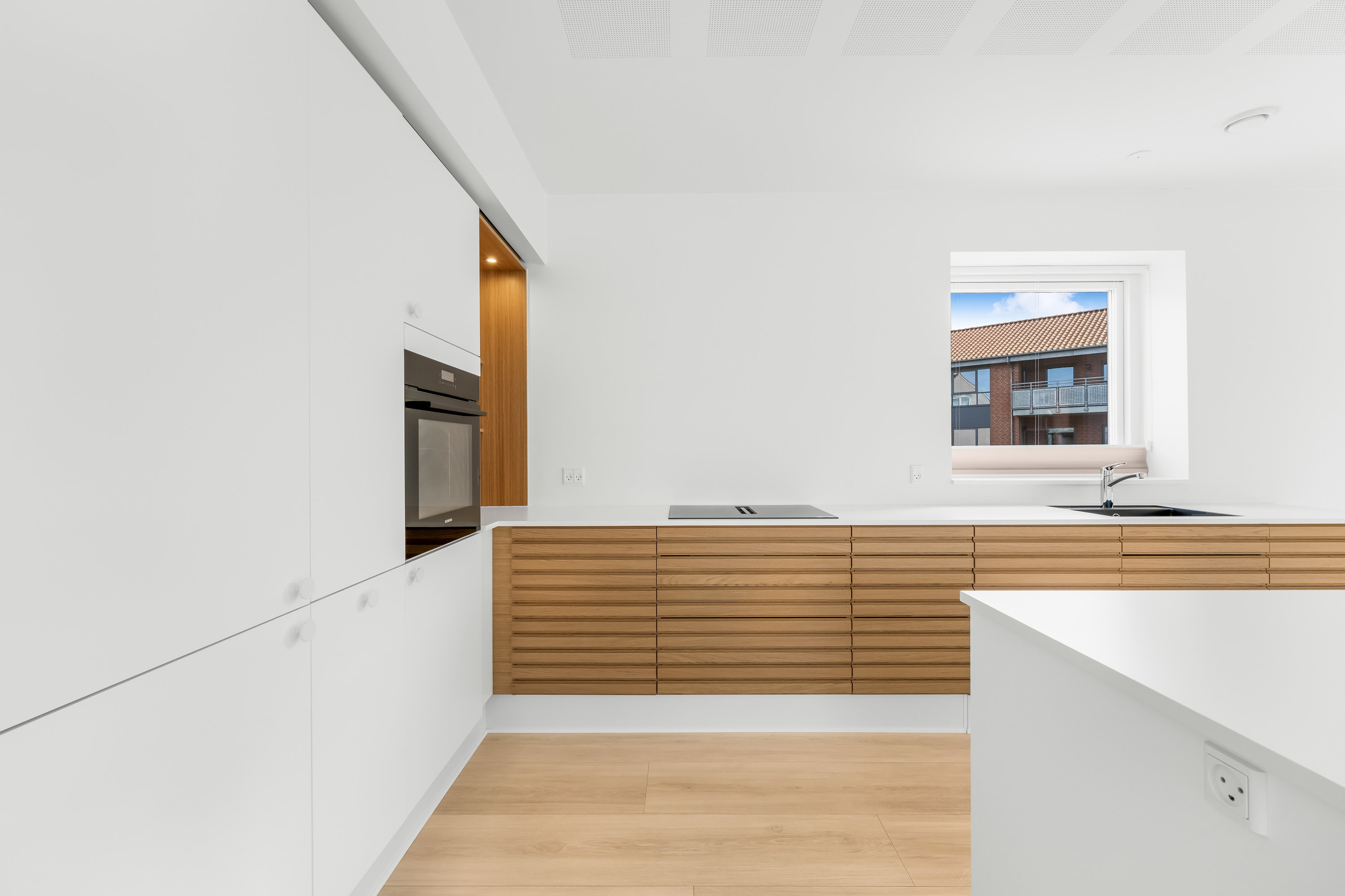 Fremhævet køkken/alrum  billede i fuldskærmstilstand. Billede af Engsiggade 12, st.., 6900 Skjern