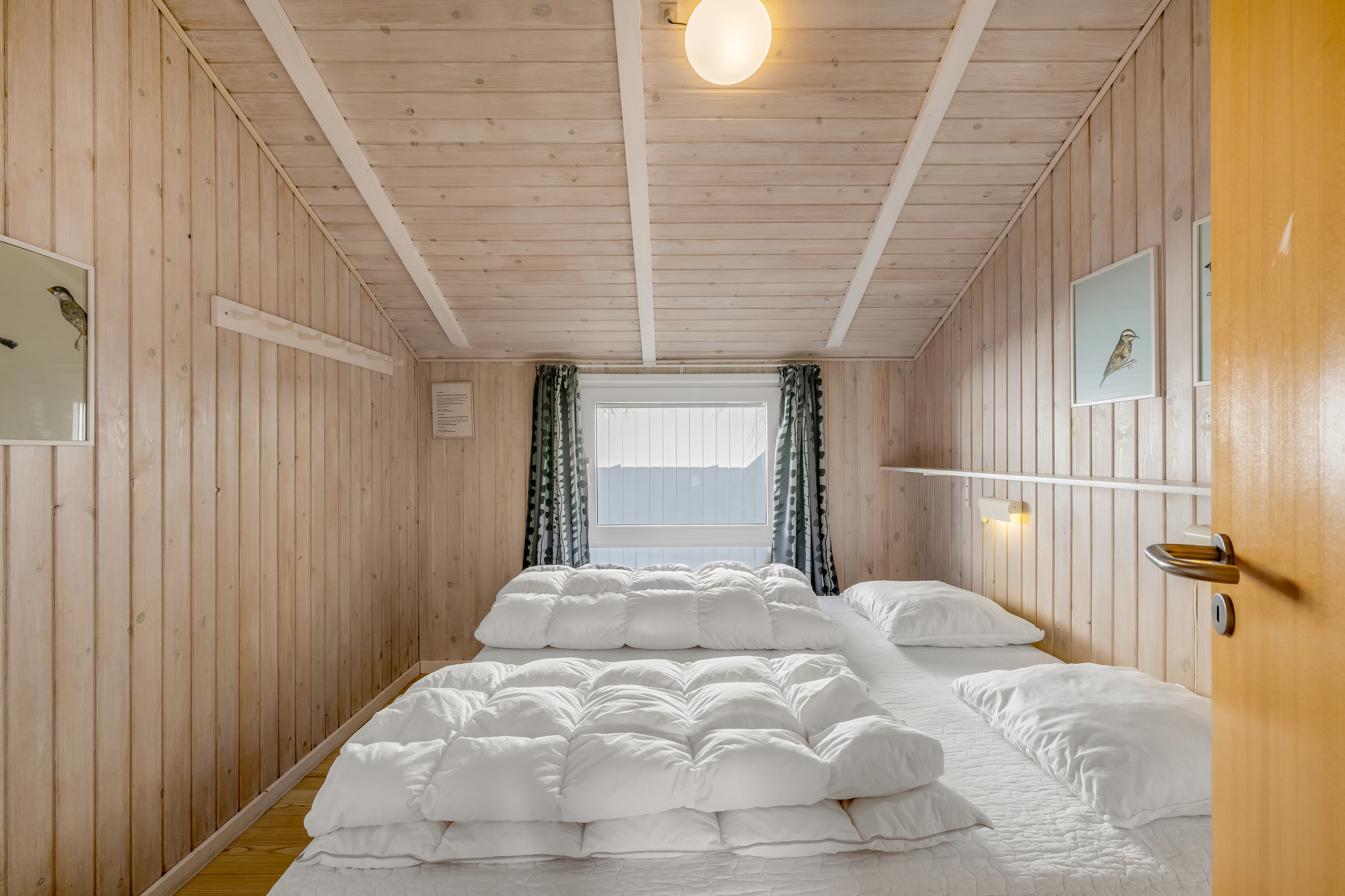 Fremhævet soveværelse billede i fuldskærmstilstand. Billede af Bjerregårdsvej 351, Bjerregaard, 6960 Hvide Sande