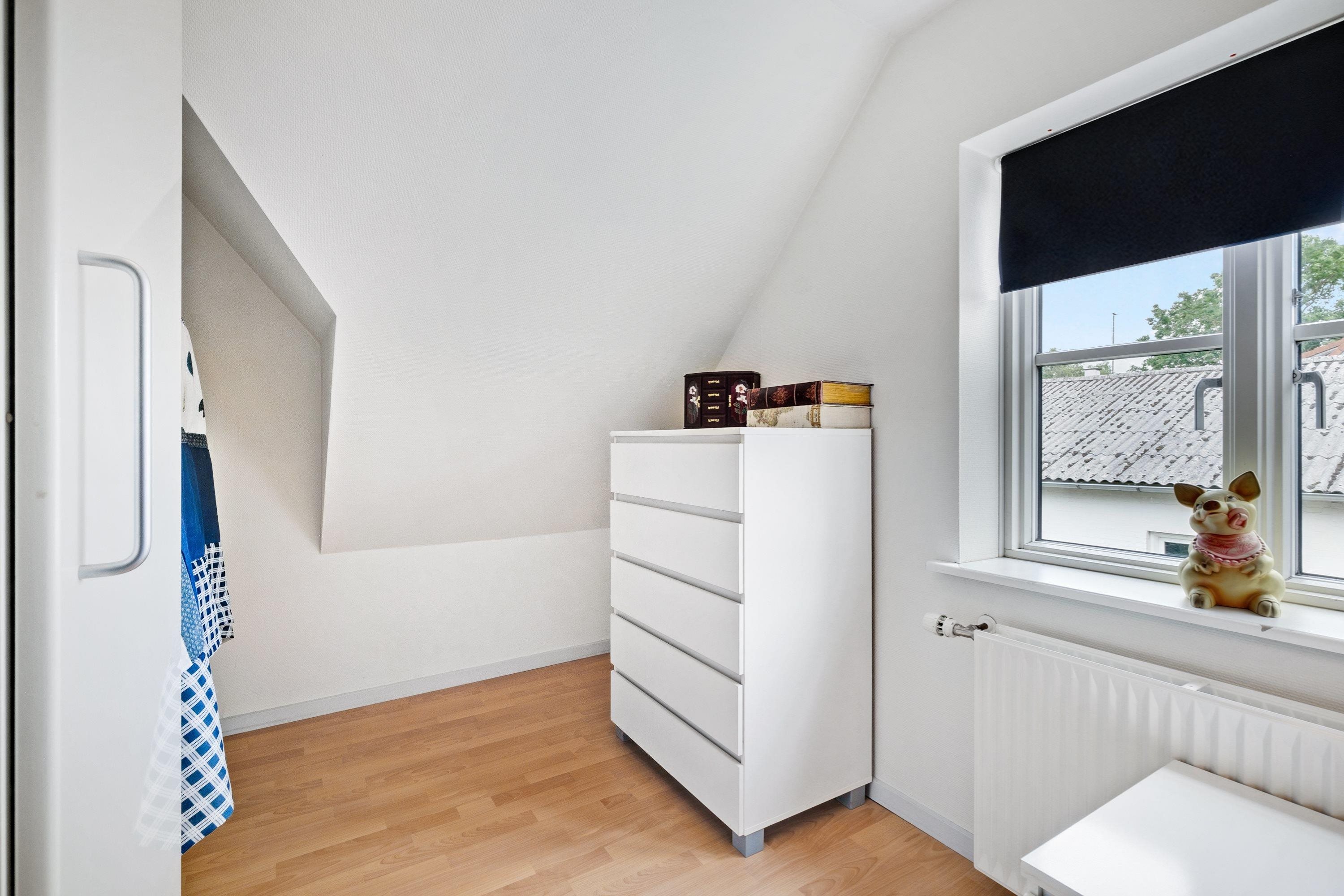 Fremhævet værelse billede i fuldskærmstilstand. Billede af Akkerupvej 15, 5683 Haarby