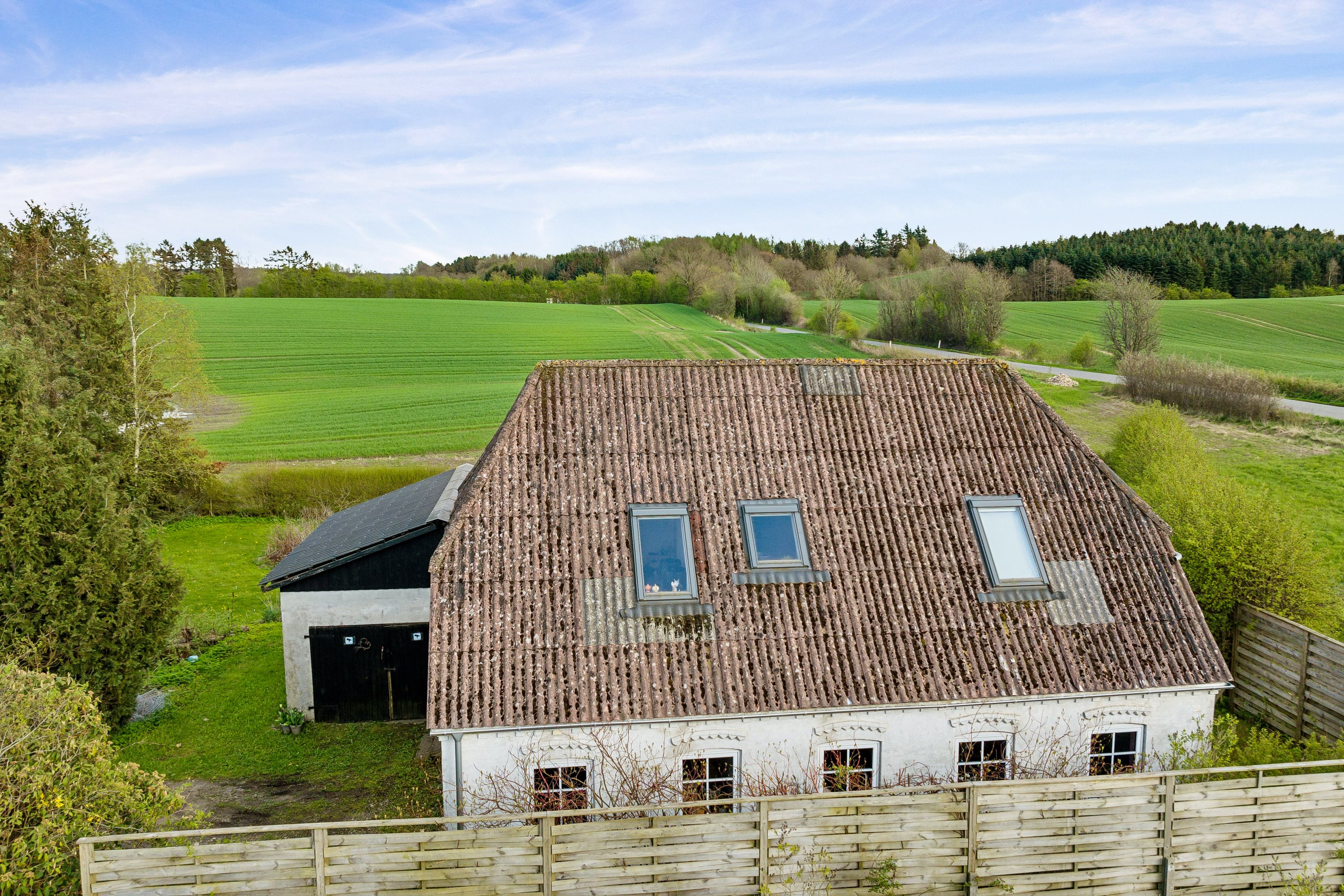 Fremhævet have billede i fuldskærmstilstand. Billede af Akkerupvej 15, 5683 Haarby