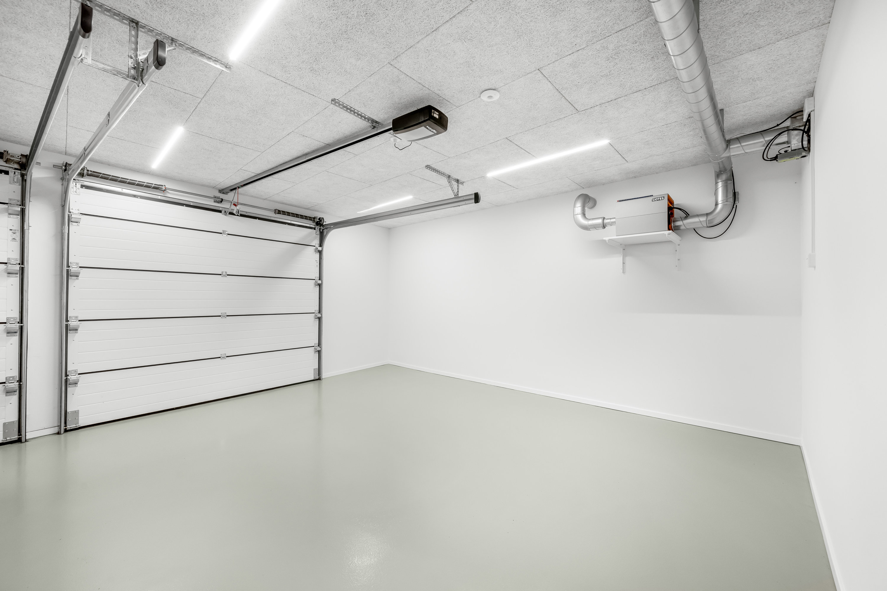 Fremhævet garage billede i fuldskærmstilstand. Billede af Engsiggade 12, st.., 6900 Skjern