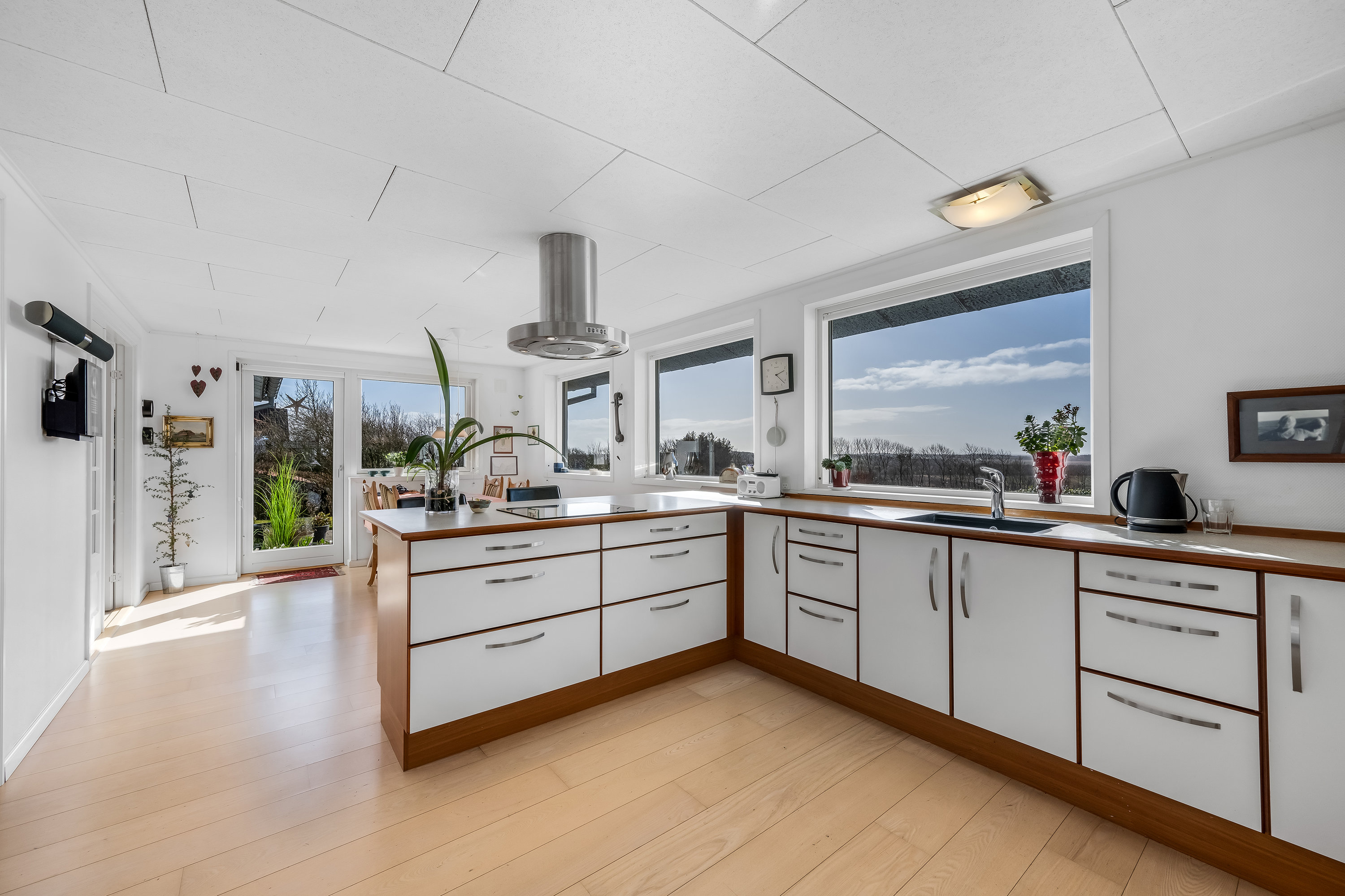 Fremhævet køkken billede i fuldskærmstilstand. Billede af Skrænten 12, Dejbjerg, 6900 Skjern