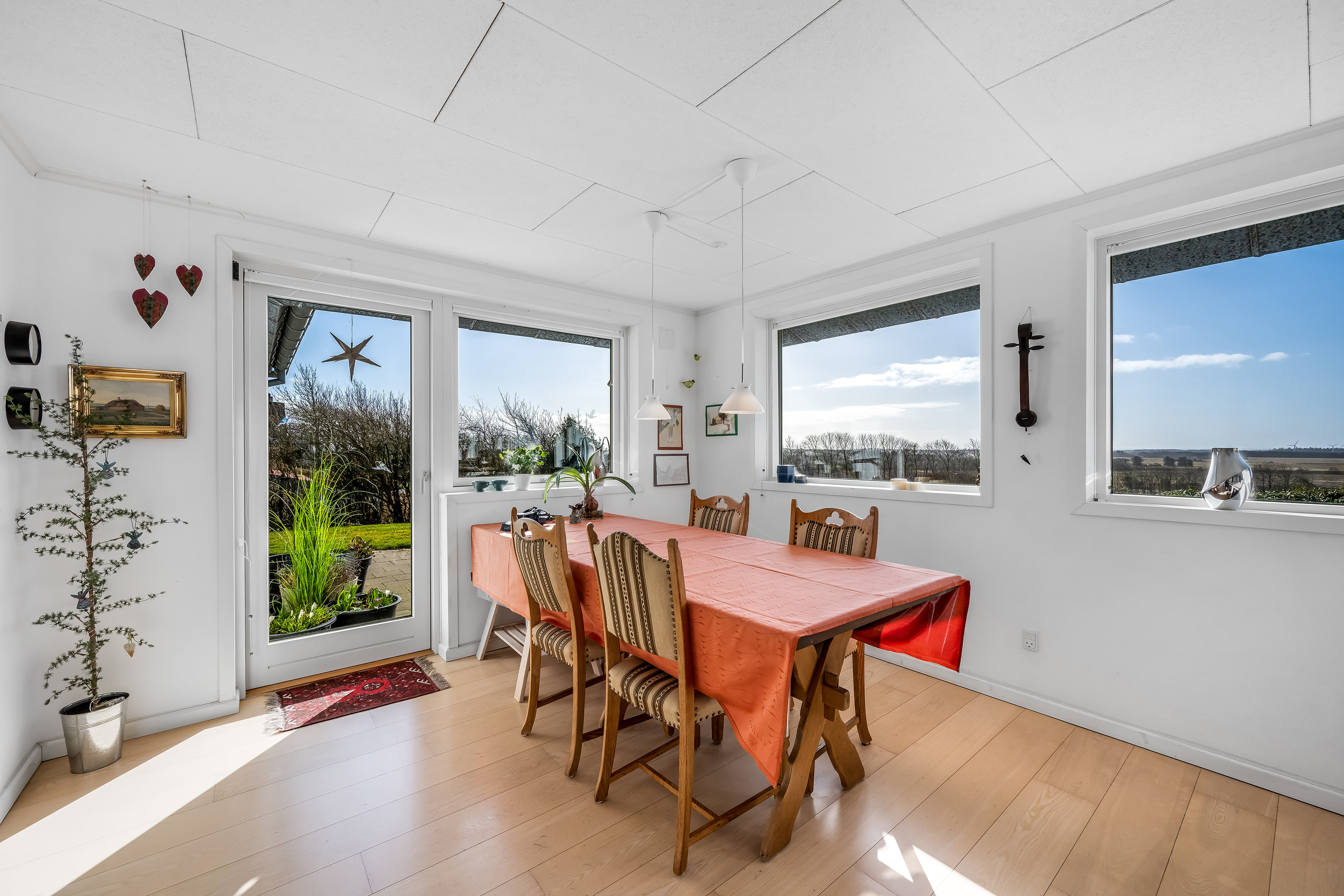 Fremhævet stue billede i fuldskærmstilstand. Billede af Skrænten 12, Dejbjerg, 6900 Skjern