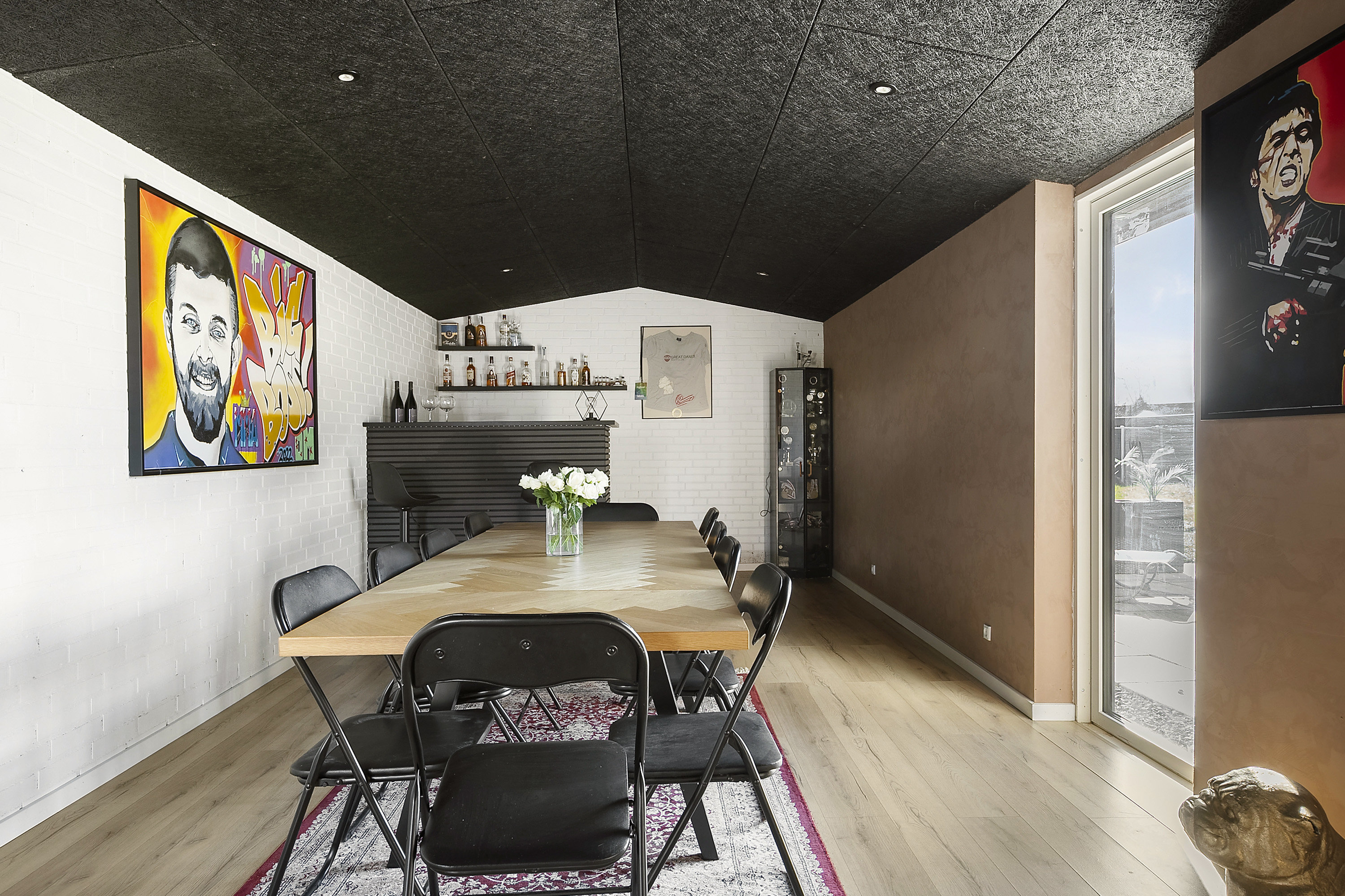 Fremhævet stue billede i fuldskærmstilstand. Billede af Svalevænget 22, Ulkebøl, 6400 Sønderborg