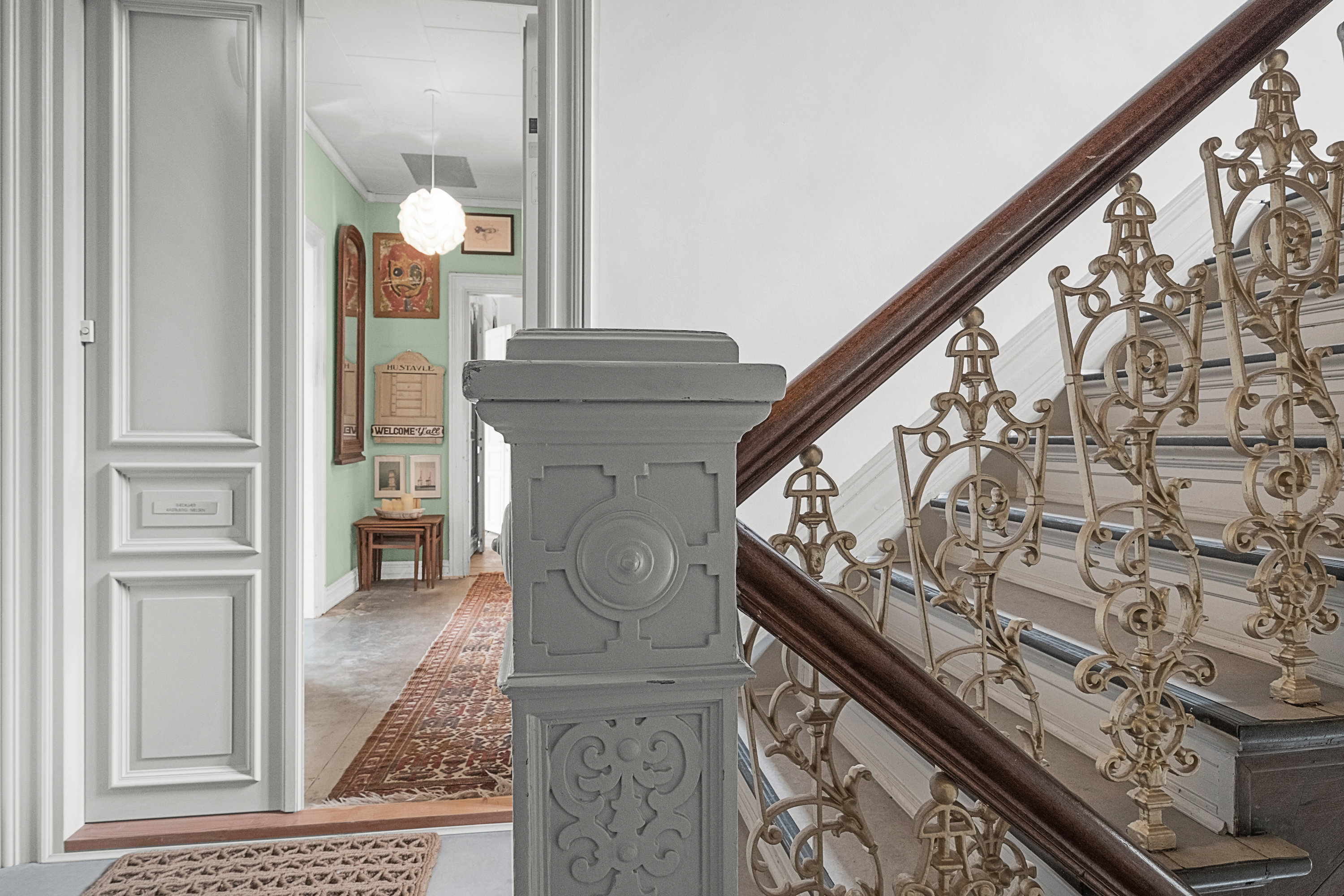 Fremhævet trappeopgang billede i fuldskærmstilstand. Billede af Kystvejen 55, 1. th., 8000 Aarhus C