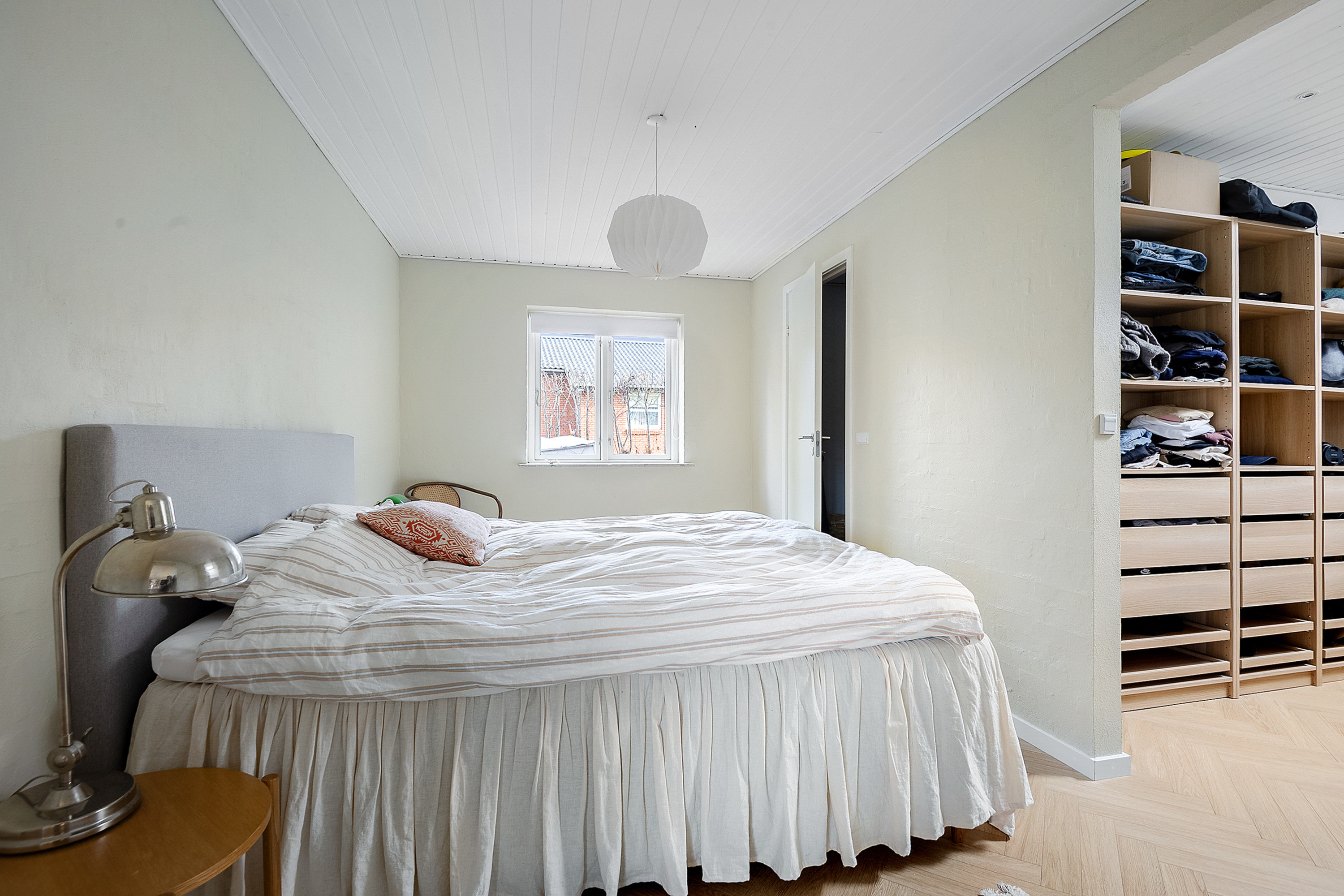 Fremhævet soveværelse billede i fuldskærmstilstand. Billede af Jagtvænget 16, Hjerting, 6710 Esbjerg V