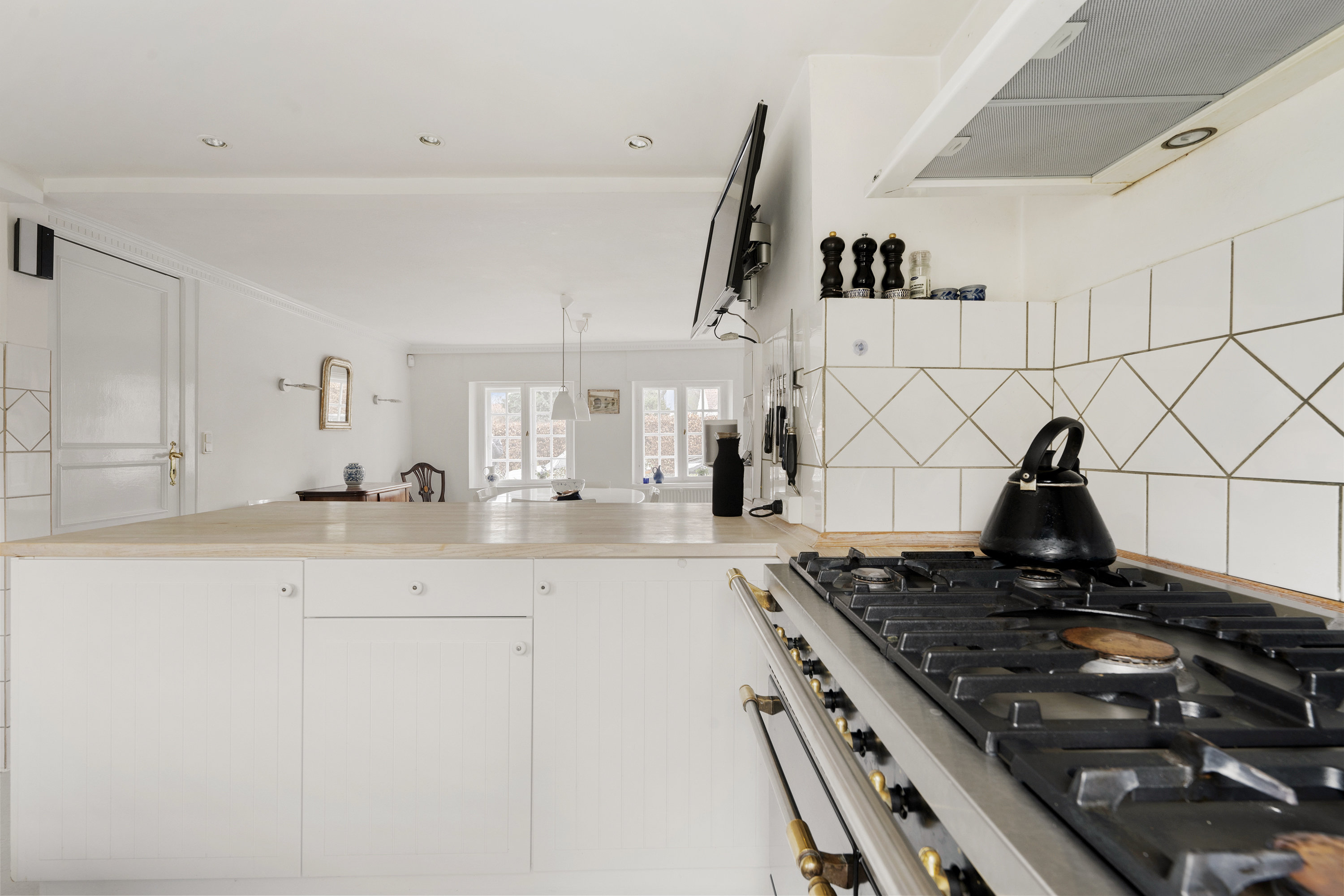 Fremhævet køkken billede i fuldskærmstilstand. Billede af Gl.Holte Gade 35, Gl Holte, 2840 Holte