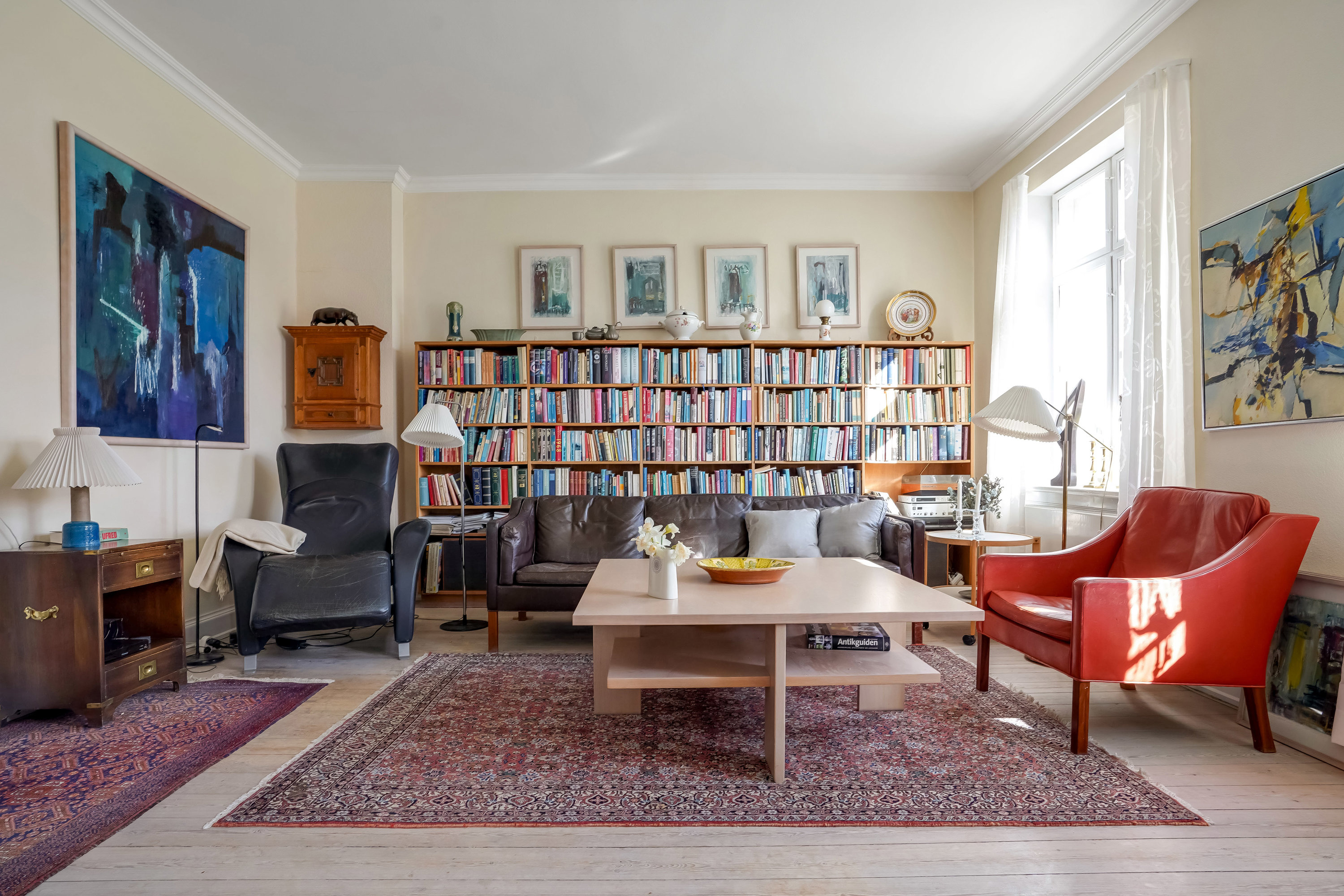 Fremhævet stue billede i fuldskærmstilstand. Billede af Langelinie 41, 5230 Odense M