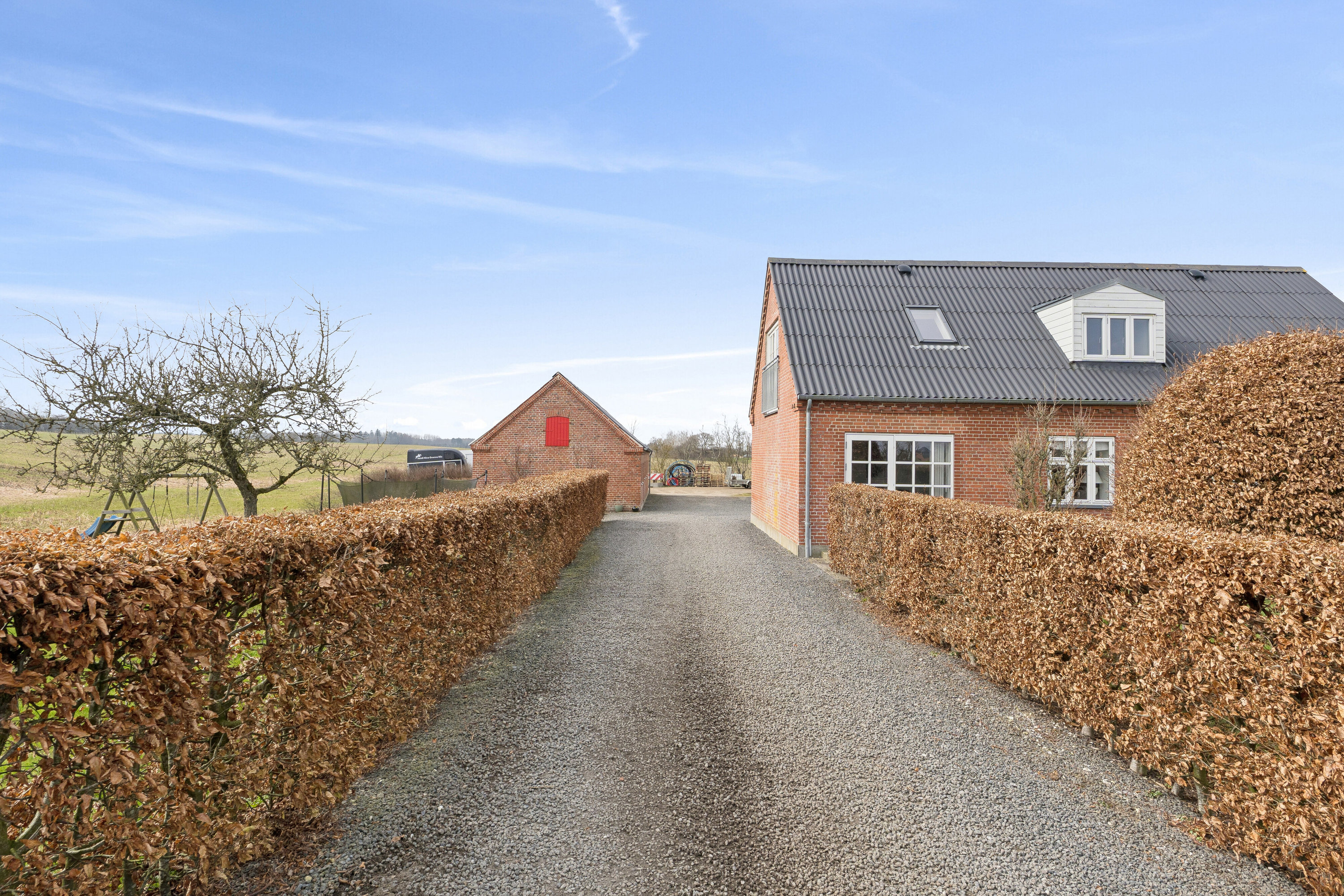 Fremhævet udendørs billede i fuldskærmstilstand. Billede af Grågårdevej 4, Gråskov, 8620 Kjellerup