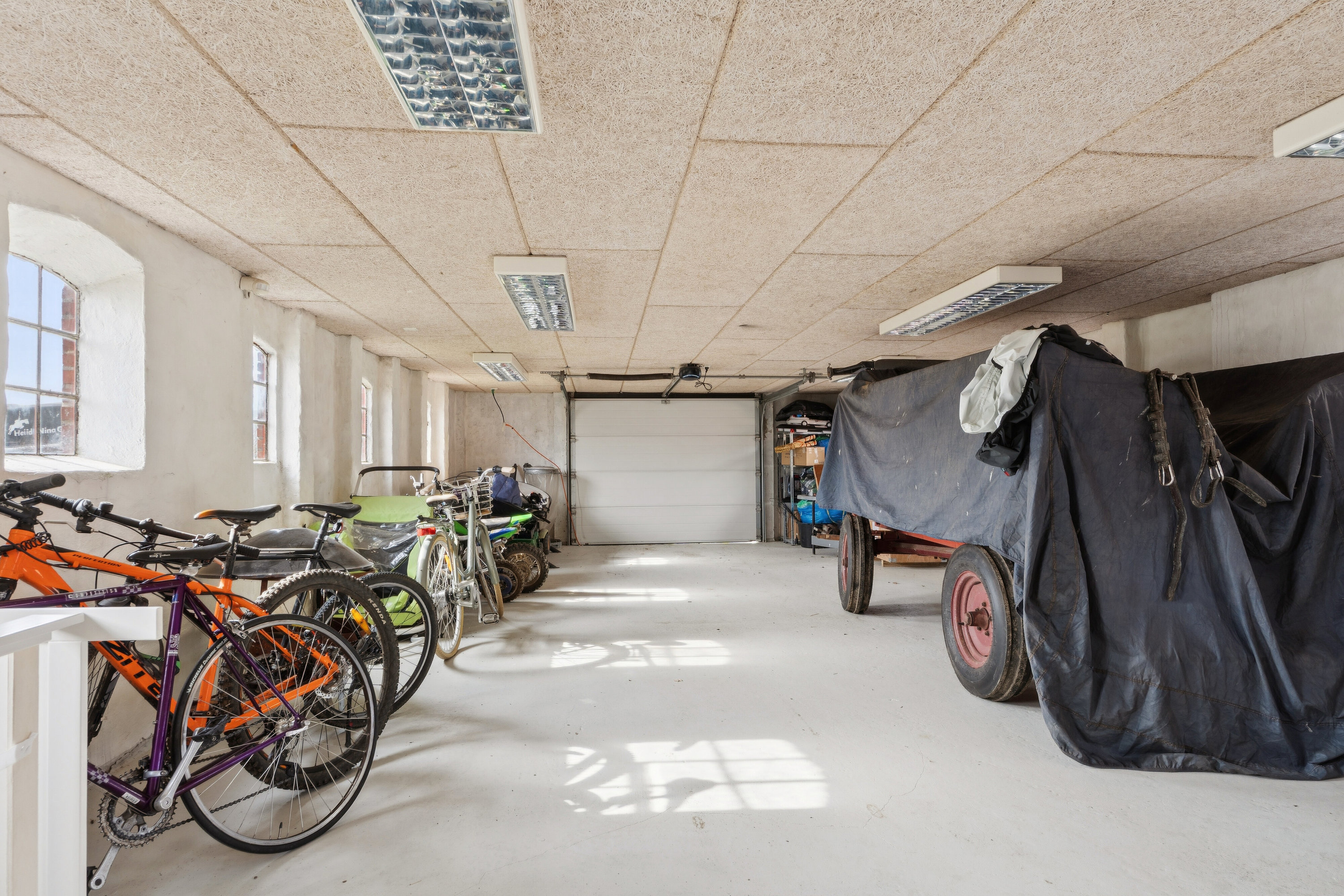 Fremhævet garage billede i fuldskærmstilstand. Billede af Grågårdevej 4, Gråskov, 8620 Kjellerup