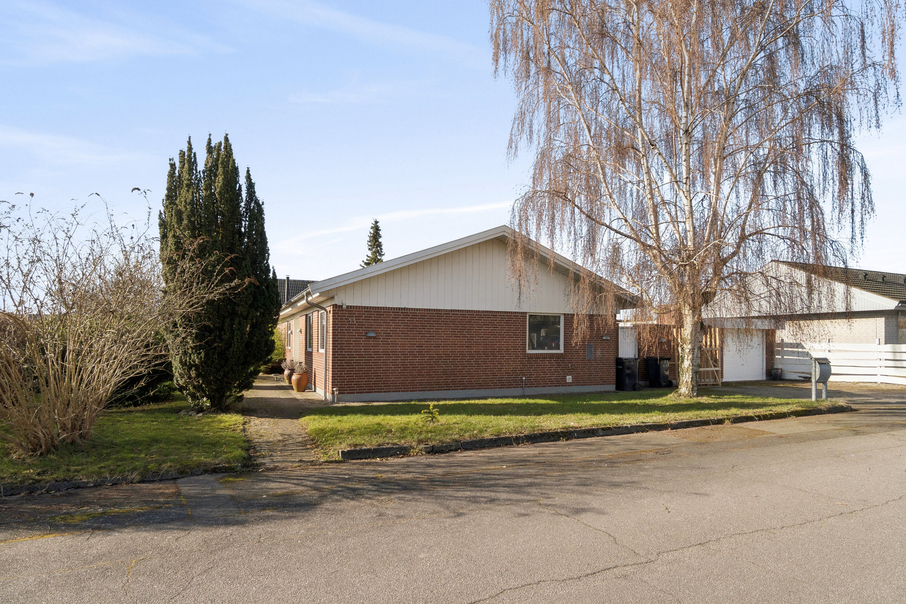 Fremhævet set fra haven billede i fuldskærmstilstand. Billede af Mikkelhøj 33, Karrebæk, 4736 Karrebæksminde