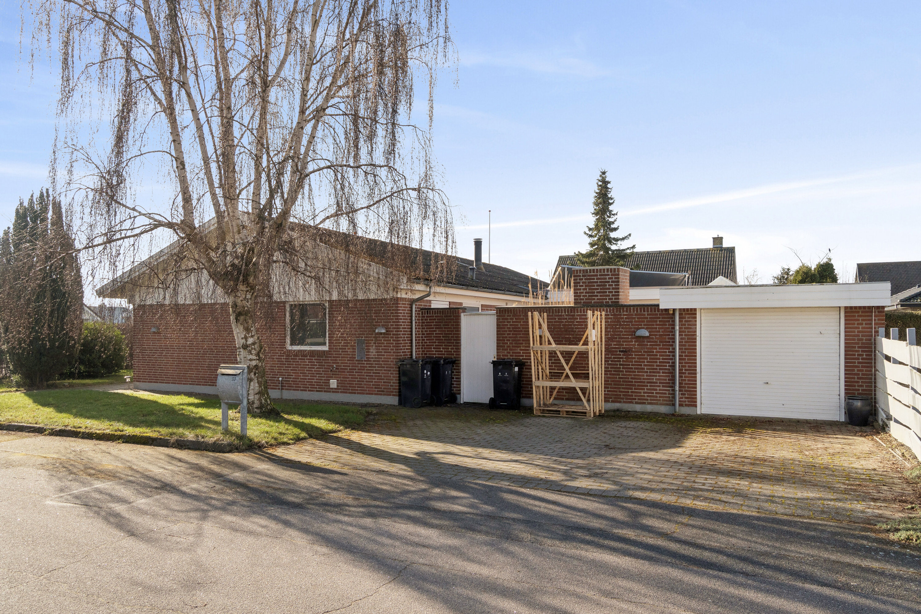 Fremhævet set fra haven billede i fuldskærmstilstand. Billede af Mikkelhøj 33, Karrebæk, 4736 Karrebæksminde