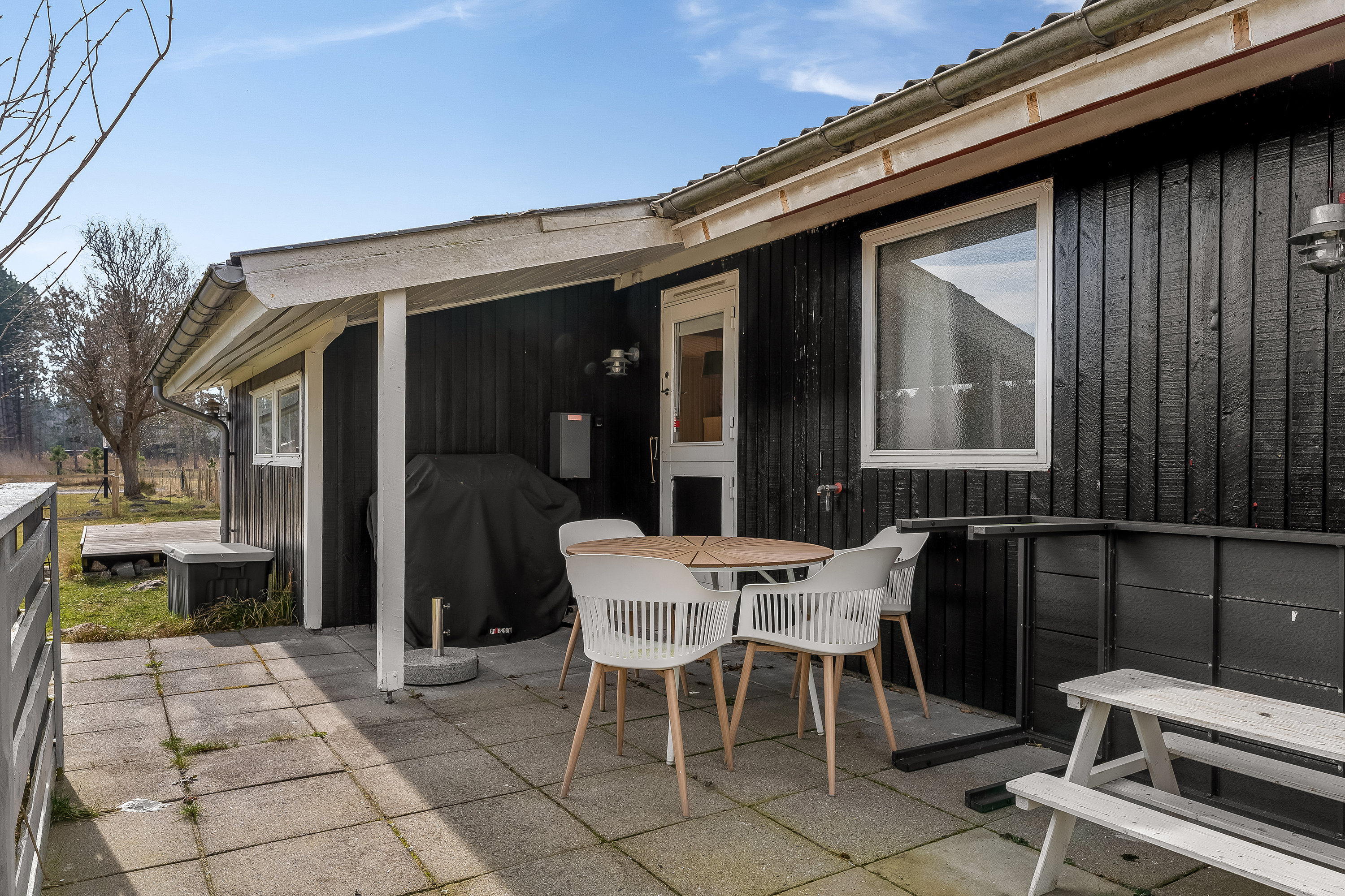 Fremhævet terrasse billede i fuldskærmstilstand. Billede af Fasanvænget 5, Saksfjed Ø, 4970 Rødby