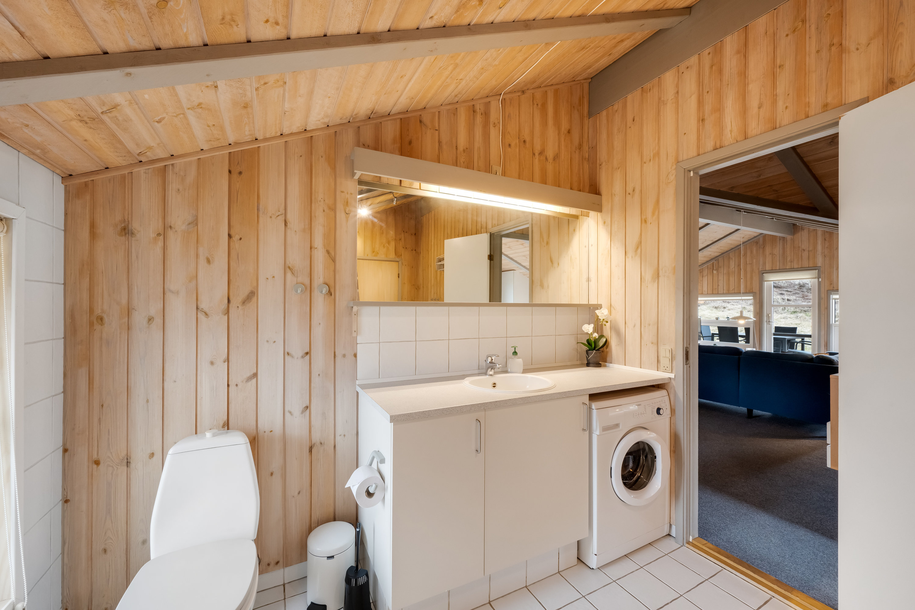 Fremhævet andet billede i fuldskærmstilstand. Billede af Sandvej 5, Haurvig, 6960 Hvide Sande