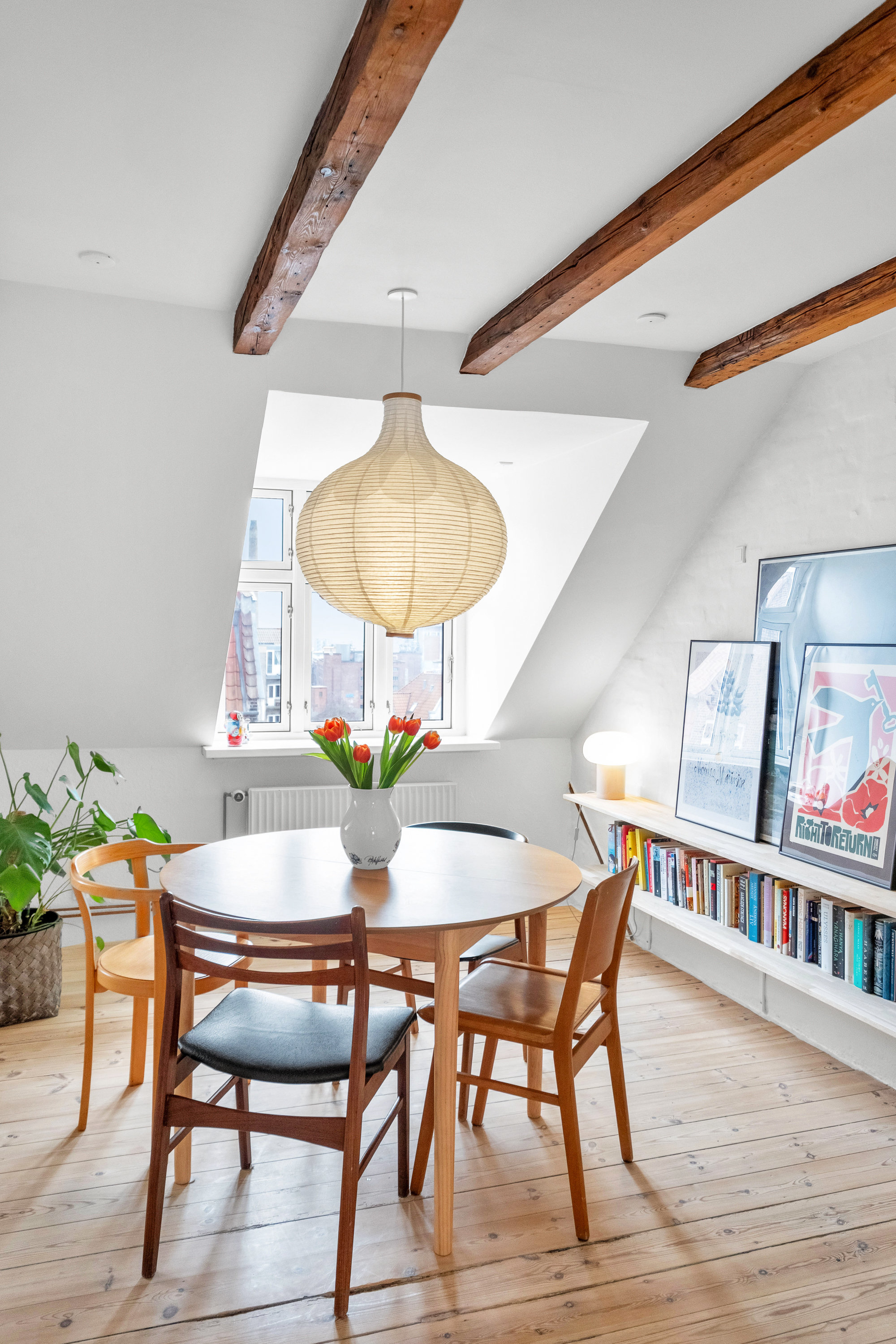 Fremhævet stue billede i fuldskærmstilstand. Billede af Marselisborg Allé 6A, 4., 8000 Aarhus C