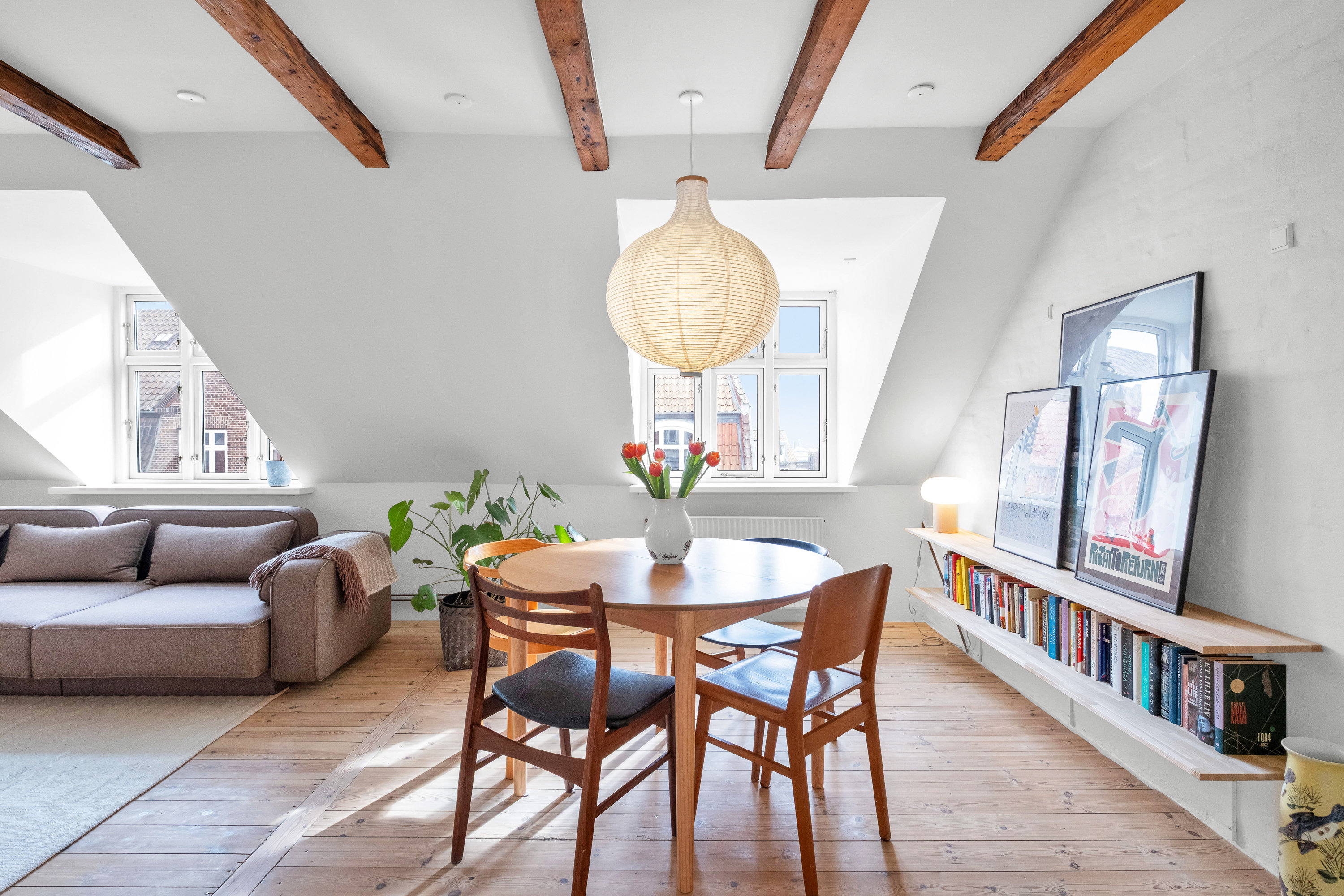 Fremhævet stue billede i fuldskærmstilstand. Billede af Marselisborg Allé 6A, 4., 8000 Aarhus C