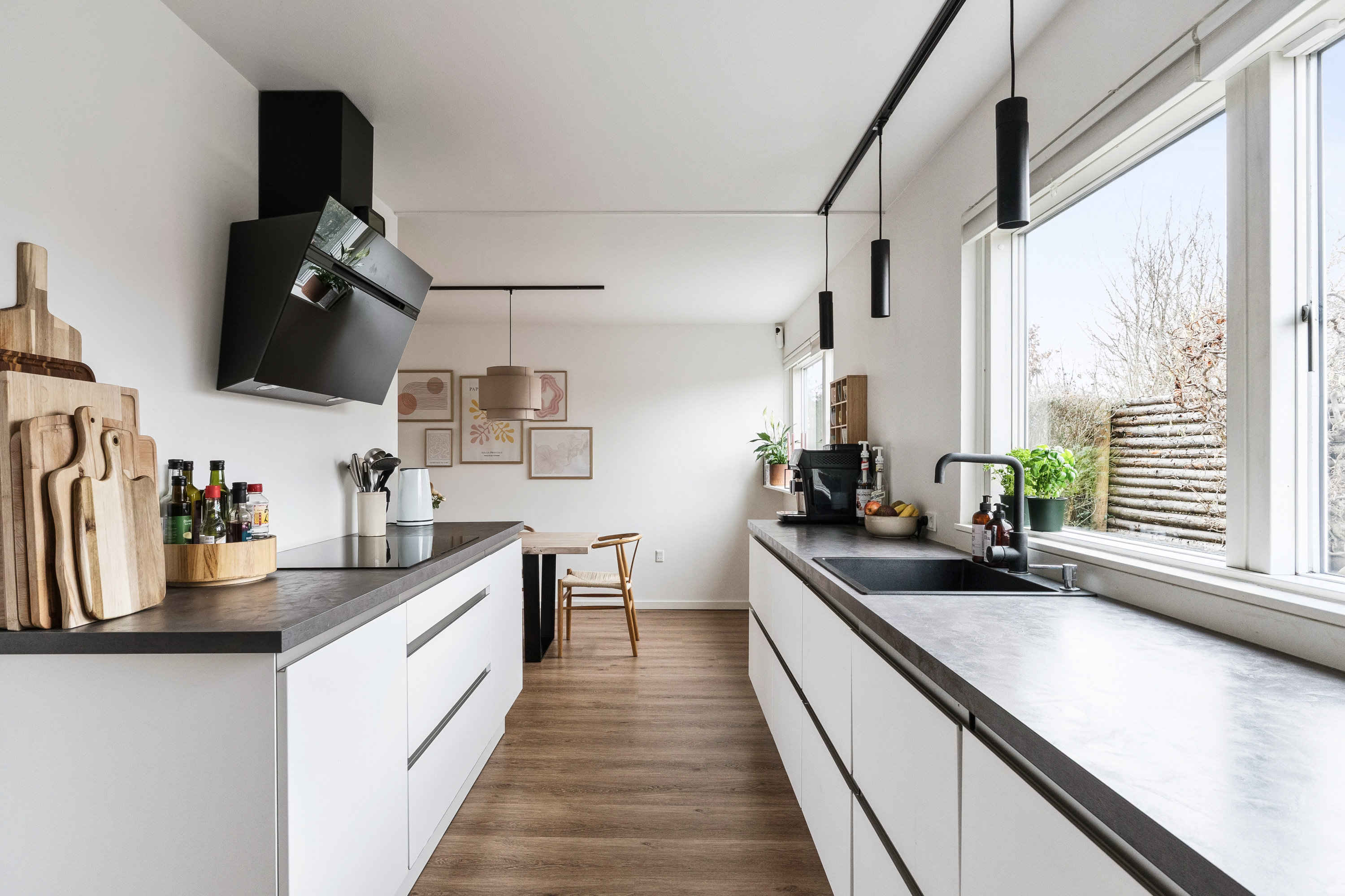 Fremhævet køkken billede i fuldskærmstilstand. Billede af Rørløkken 93, 2730 Herlev