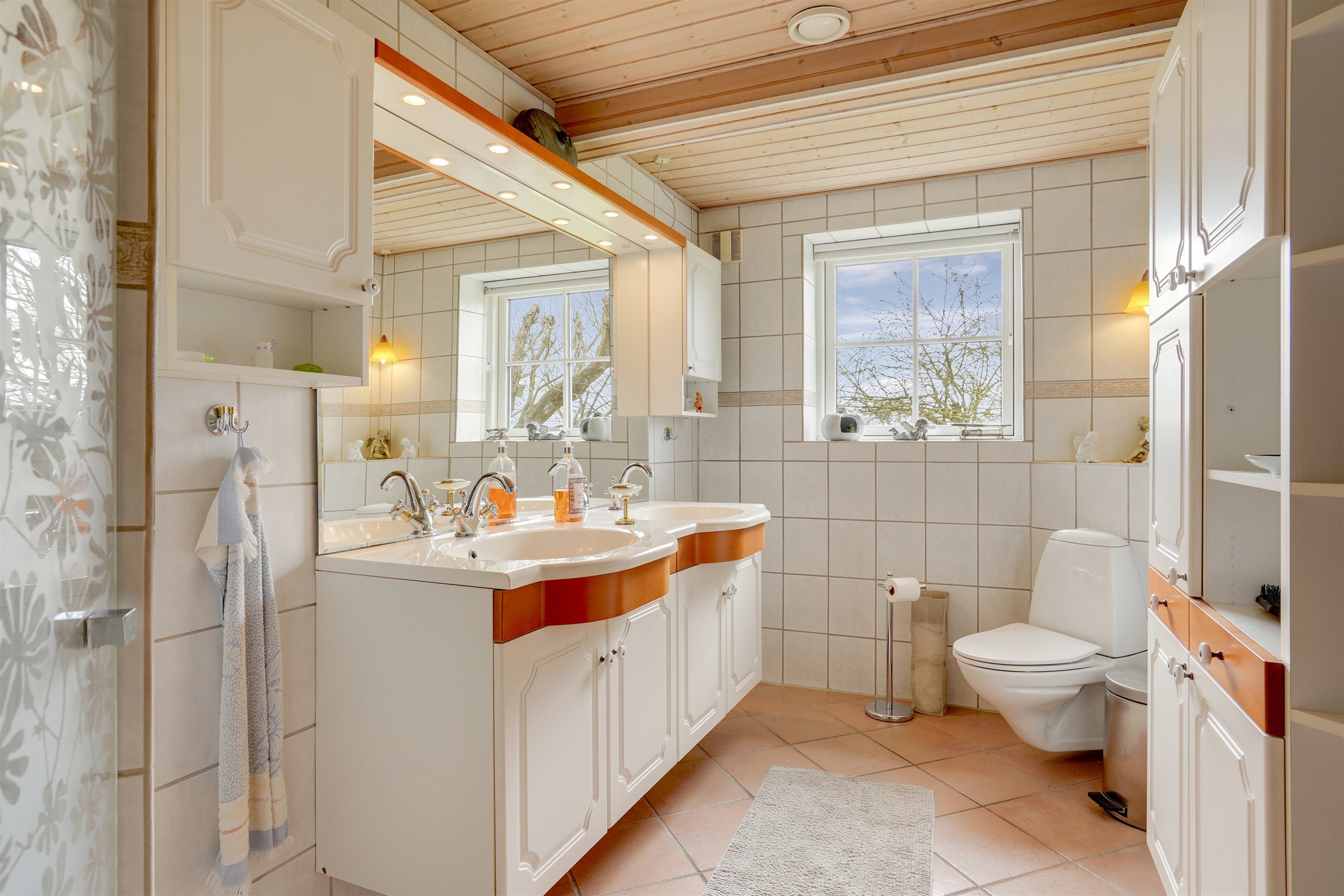 Fremhævet  billede i fuldskærmstilstand. Billede af Søndre Forumvej 40, 6715 Esbjerg N