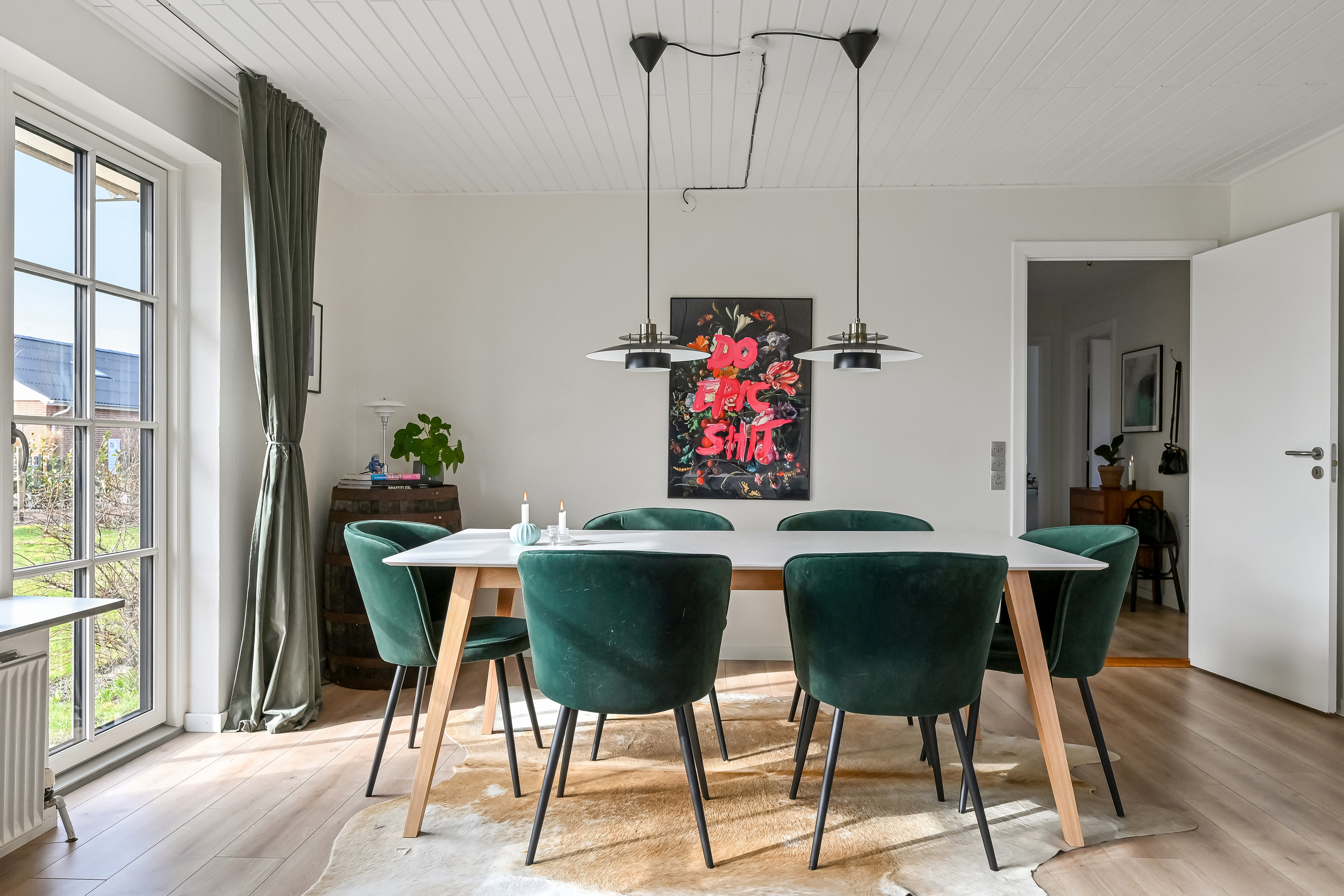 Fremhævet stue billede i fuldskærmstilstand. Billede af Liselundvej 80, Tjørring, 7400 Herning