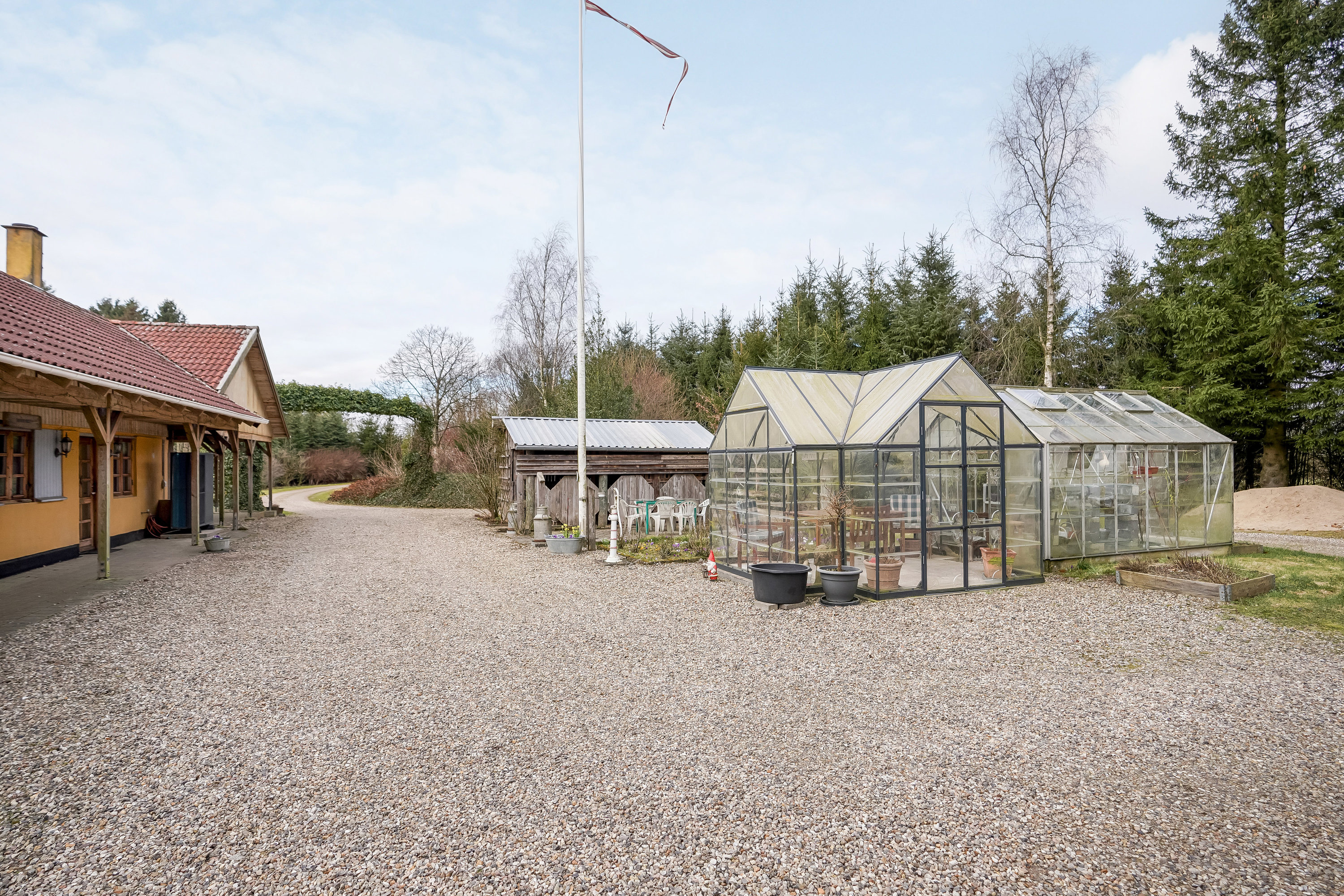 Fremhævet have billede i fuldskærmstilstand. Billede af Davdingvej 17, Davding, 8740 Brædstrup