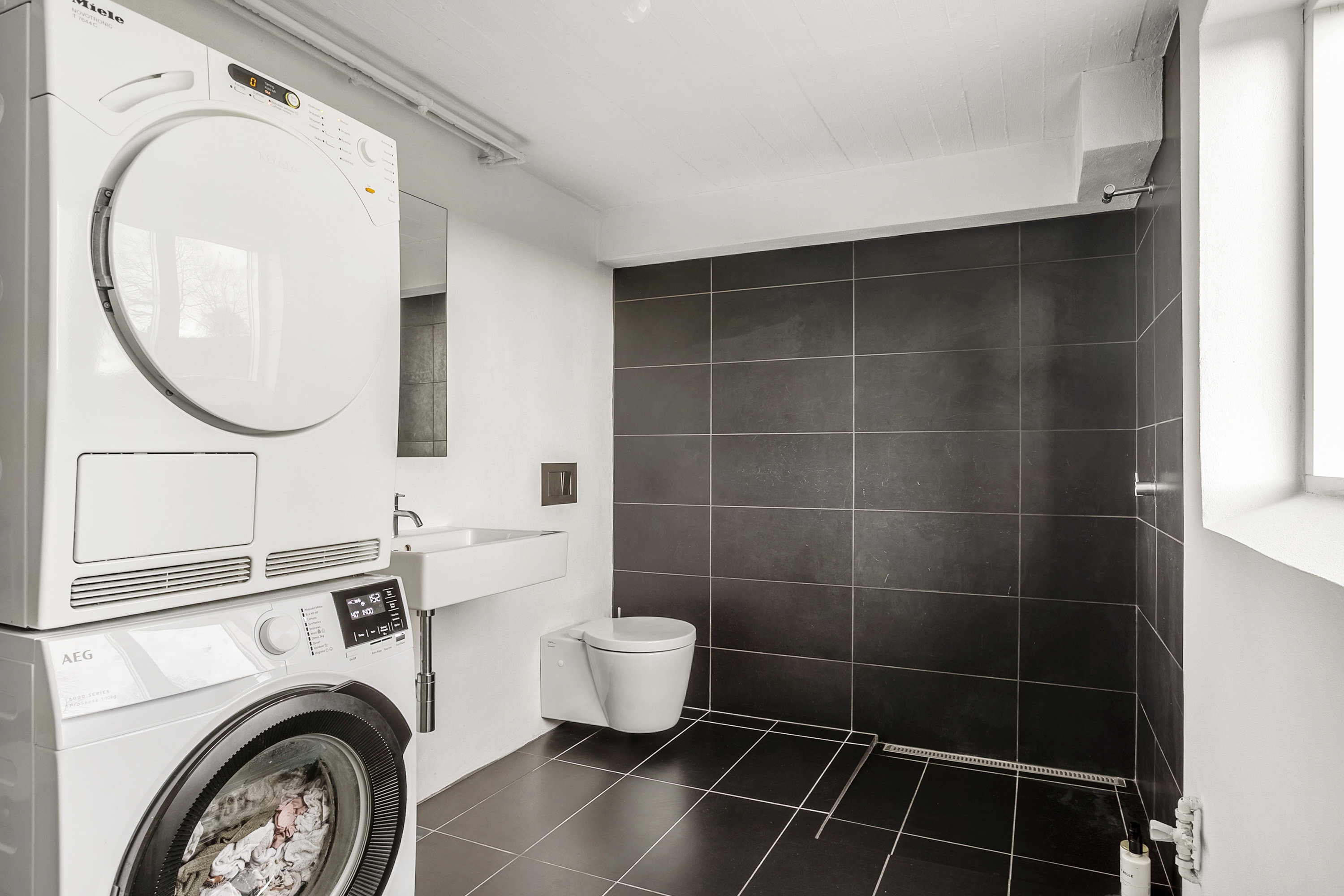 Fremhævet badeværelse billede i fuldskærmstilstand. Billede af Gl. Kongevej 18, 6000 Kolding