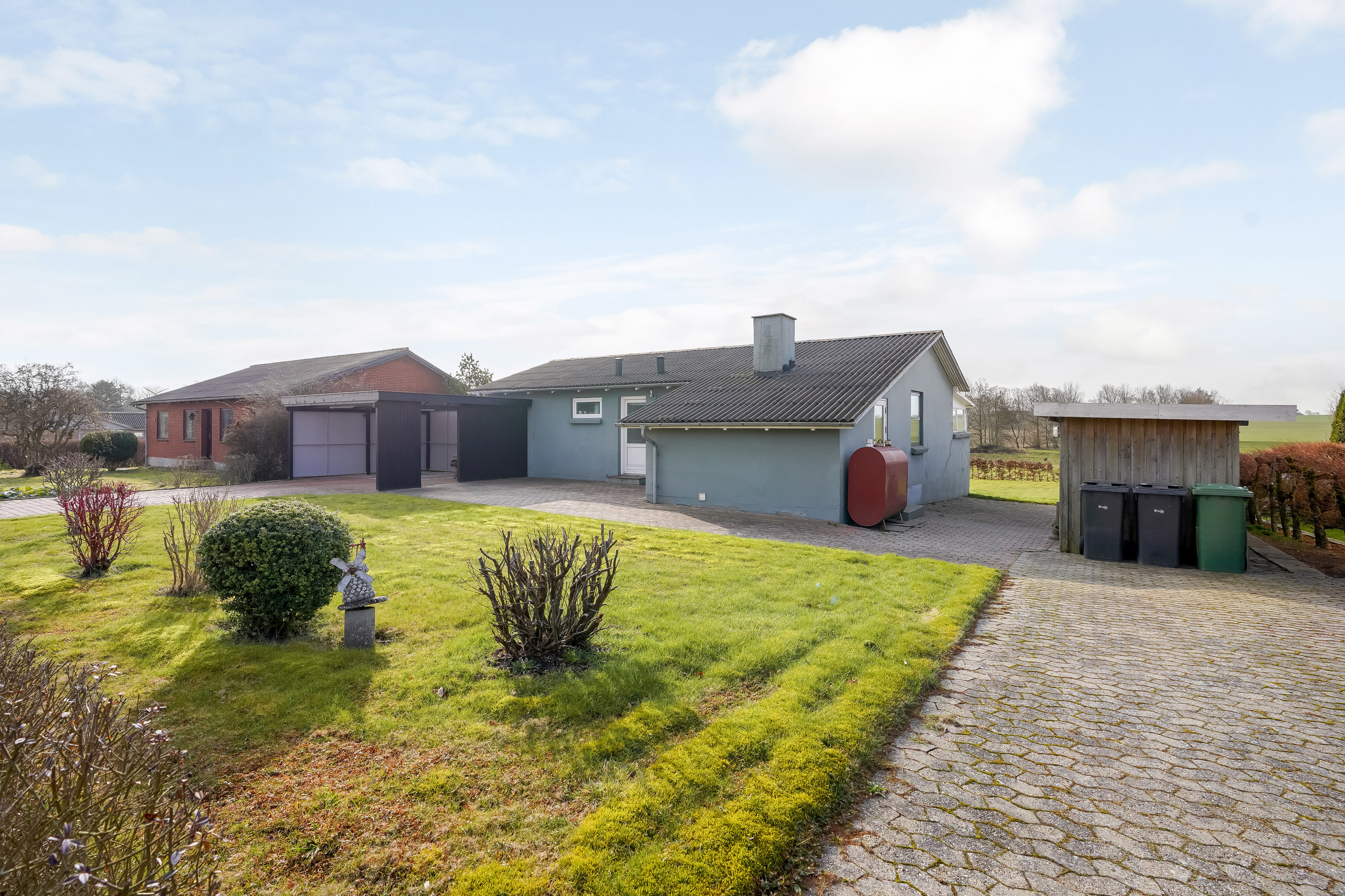 Fremhævet ejendommen billede i fuldskærmstilstand. Billede af Engvej 11, Sandvad, 7300 Jelling