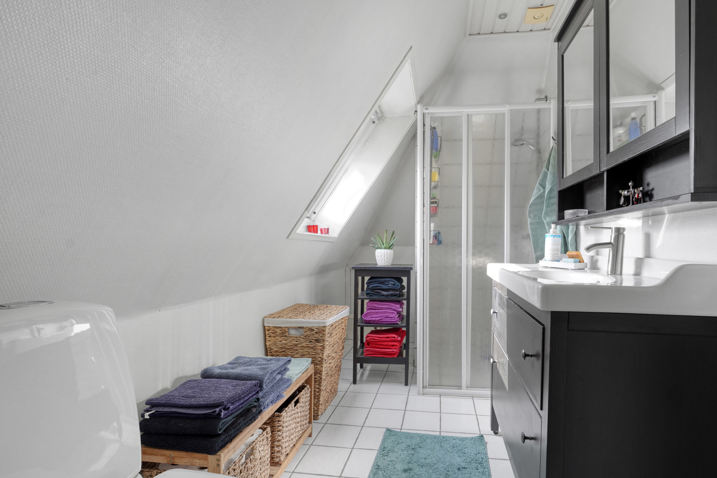 Fremhævet badeværelse billede i fuldskærmstilstand. Billede af Assensvej 22A, 5500 Middelfart