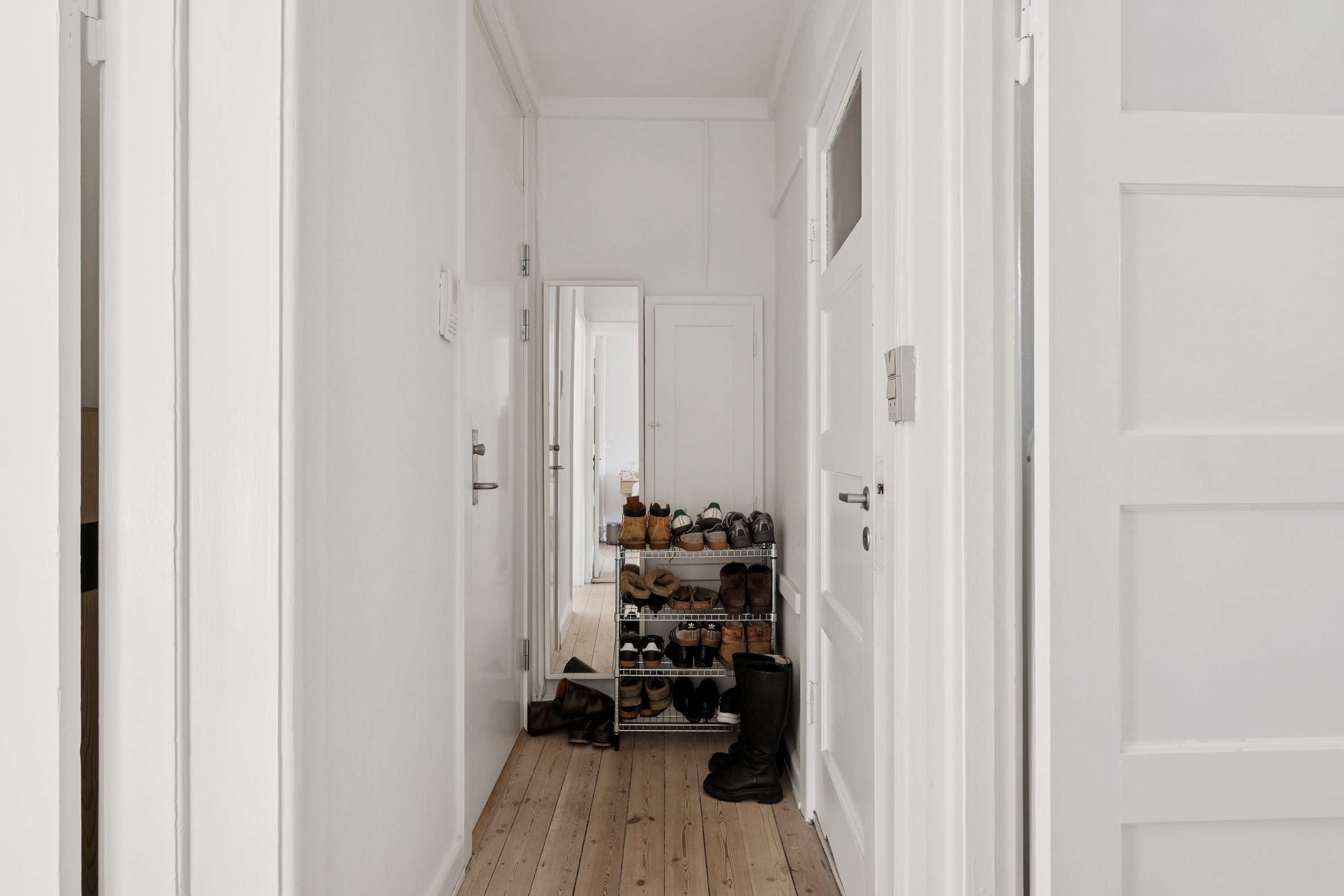 Fremhævet gang billede i fuldskærmstilstand. Billede af Lauravej 19, 3. th., 2500 Valby