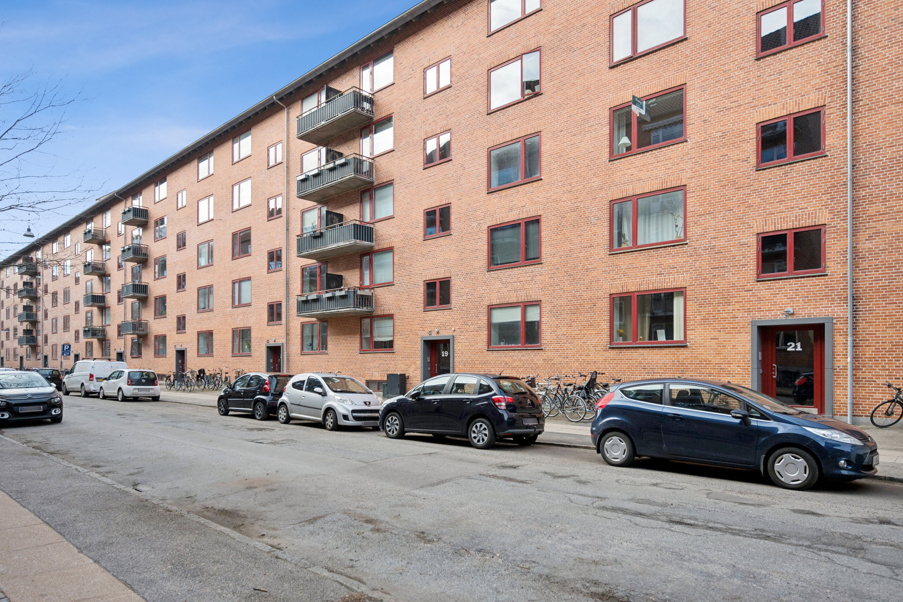 Fremhævet andet billede i fuldskærmstilstand. Billede af Lauravej 19, 3. th., 2500 Valby