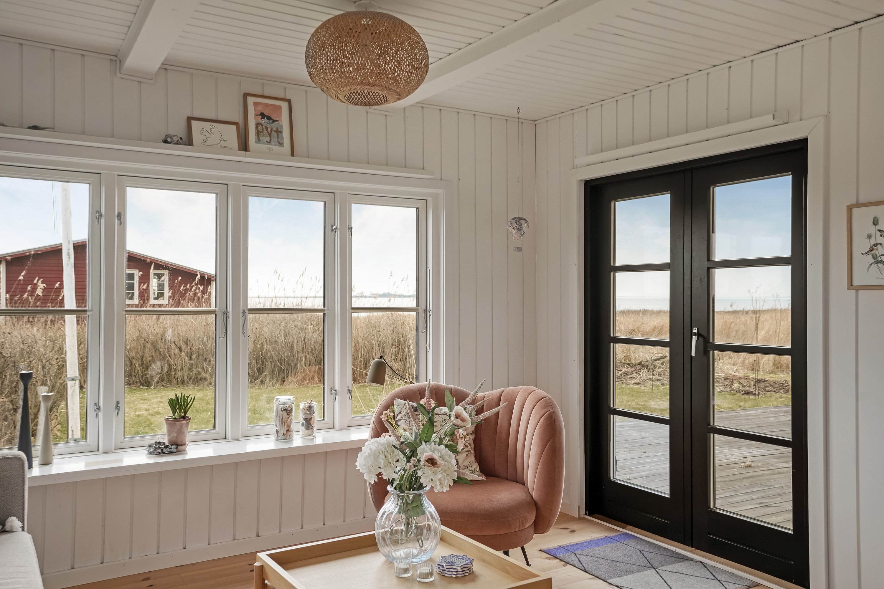 Fremhævet stue billede i fuldskærmstilstand. Billede af Juul Nielsenvej 23, Føns, 5580 Nørre Aaby