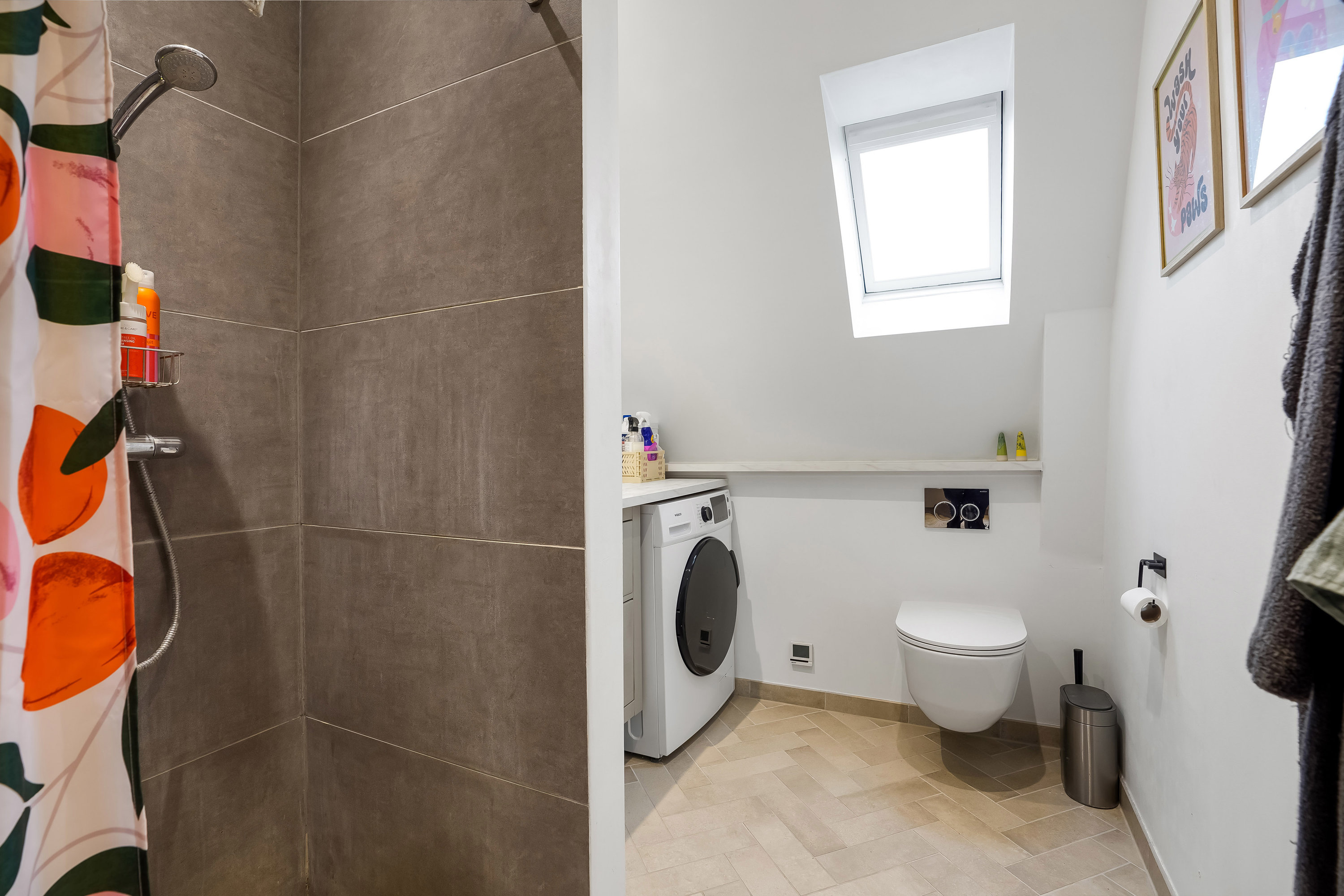 Fremhævet badeværelse billede i fuldskærmstilstand. Billede af Steinsgade 16, 1. th., 5000 Odense C