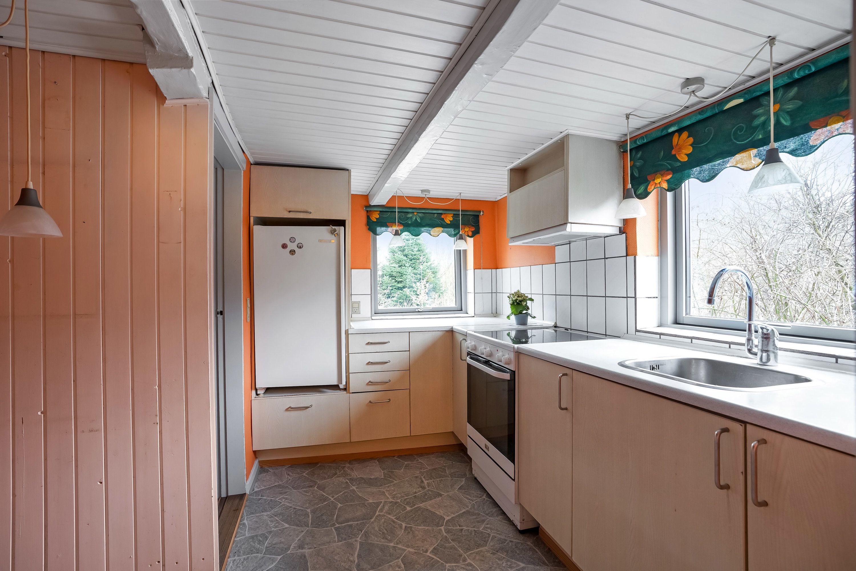 Fremhævet køkken billede i fuldskærmstilstand. Billede af Krengerupvej 117, Nårup, 5690 Tommerup