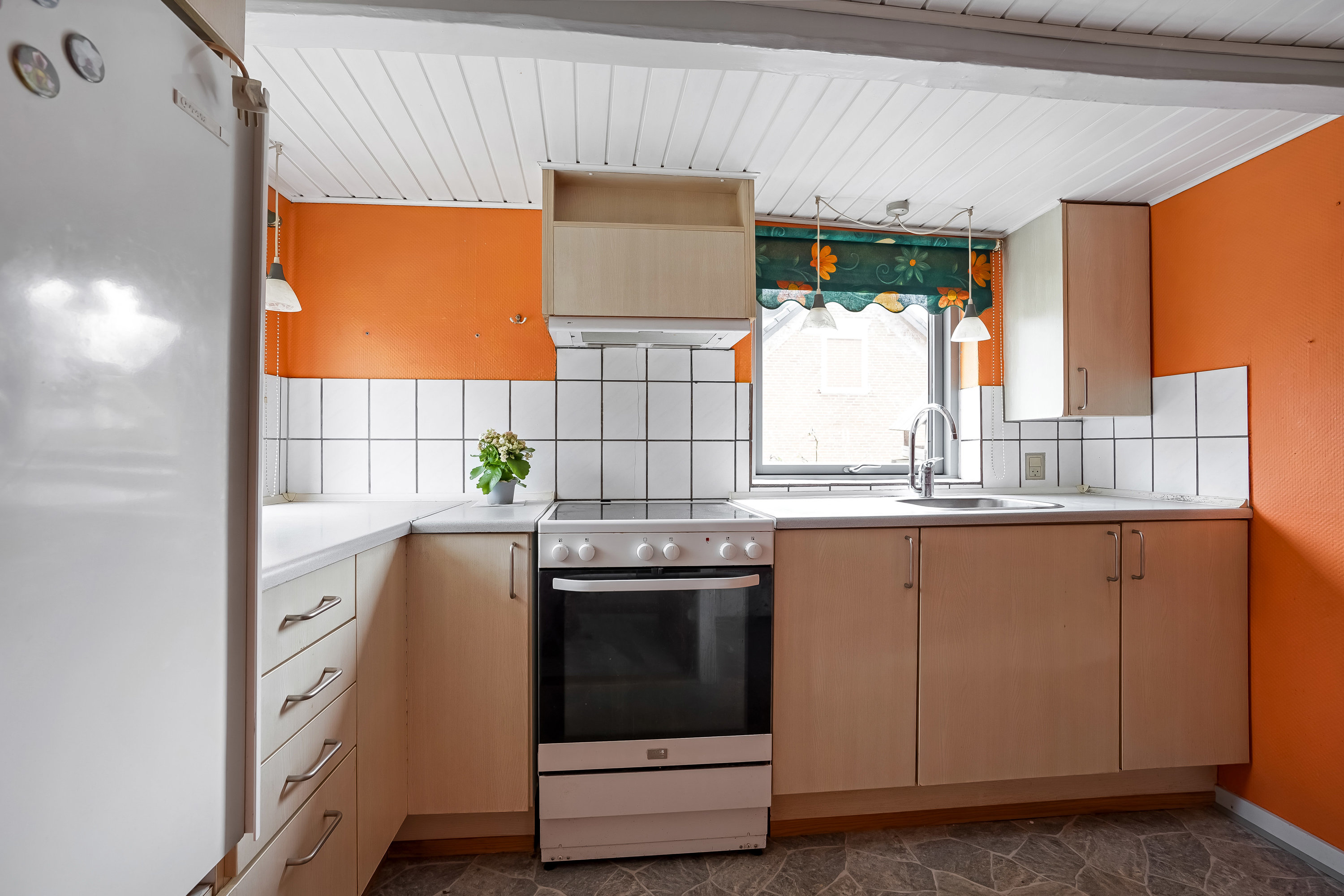 Fremhævet køkken billede i fuldskærmstilstand. Billede af Krengerupvej 117, Nårup, 5690 Tommerup