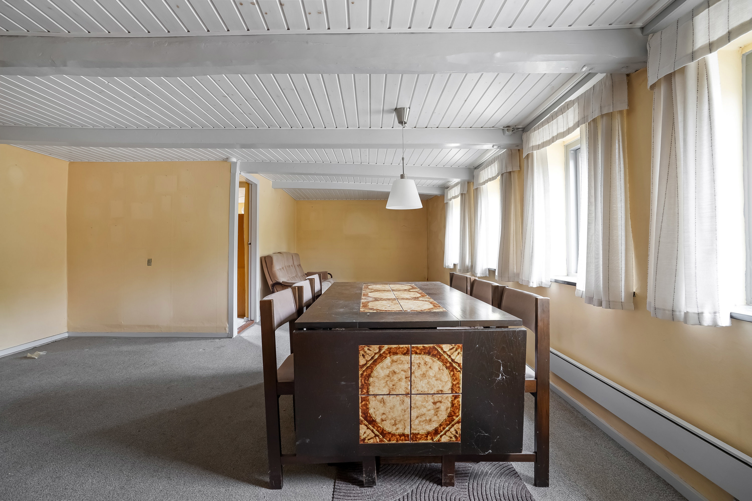 Fremhævet stue billede i fuldskærmstilstand. Billede af Krengerupvej 117, Nårup, 5690 Tommerup