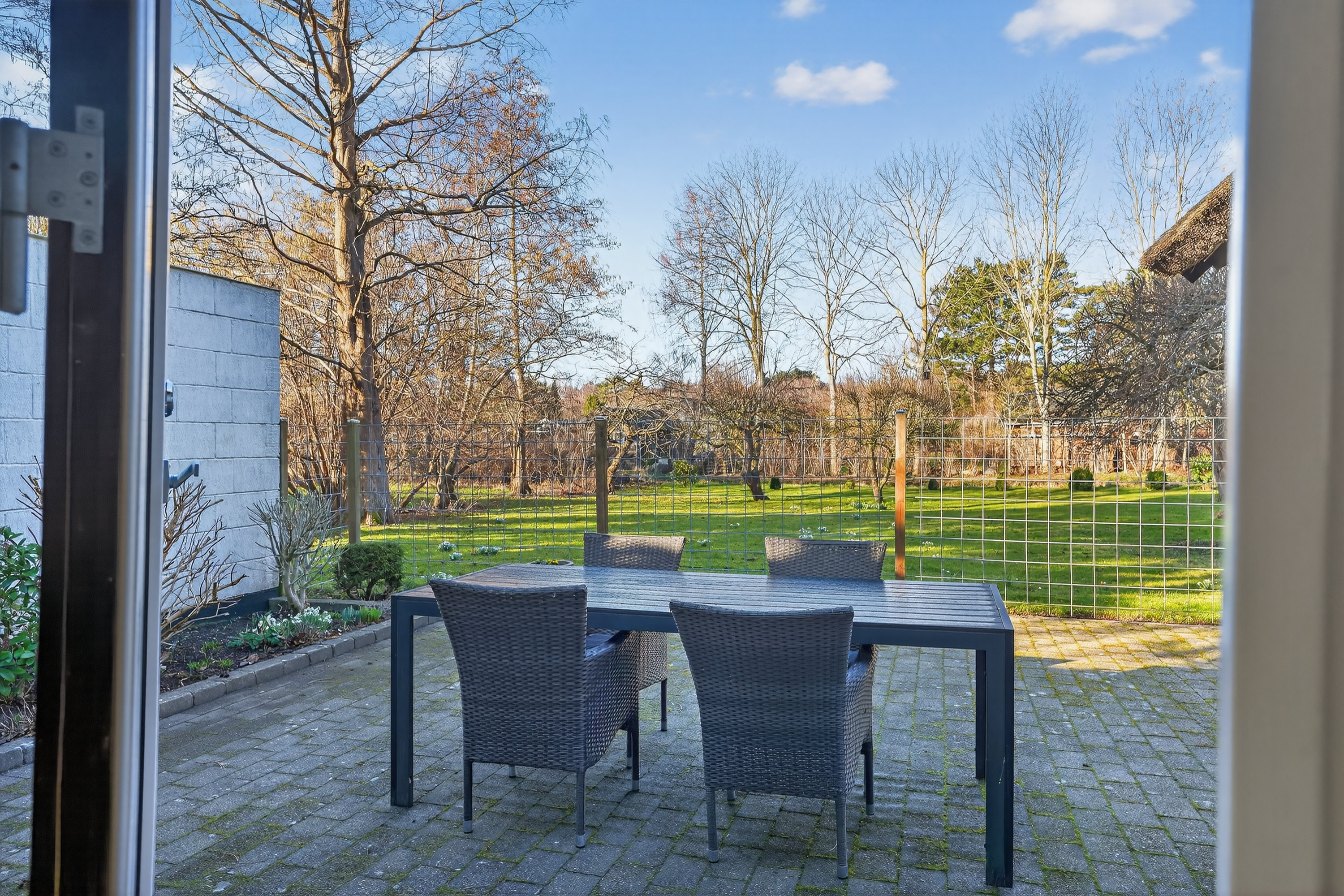 Fremhævet terrasse billede i fuldskærmstilstand. Billede af Lærkeengen 1, Klint, 4500 Nykøbing Sj