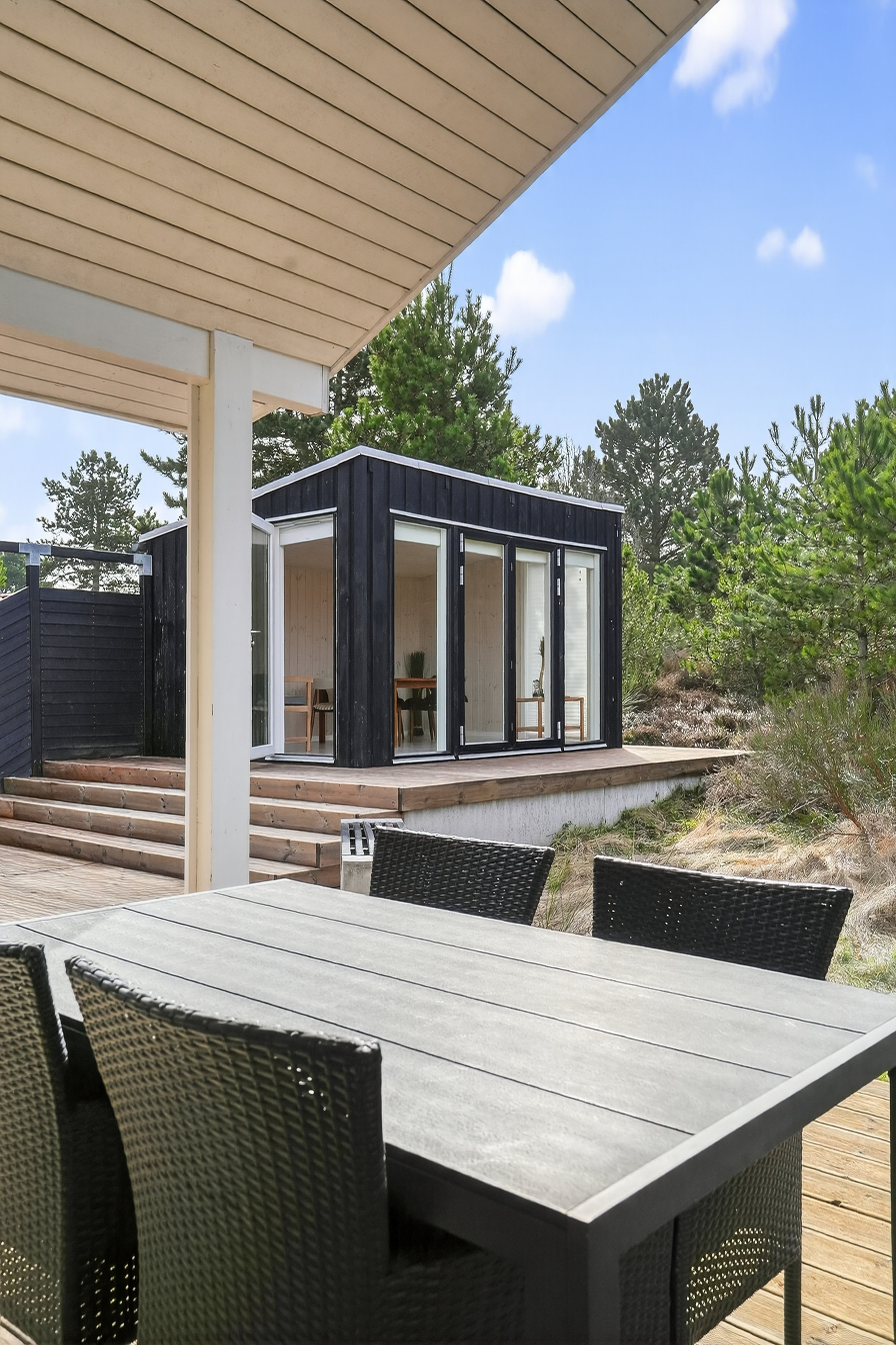 Fremhævet terrasse billede i fuldskærmstilstand. Billede af Majrosevej 8, Yderby Lyng, 4583 Sjællands Odde