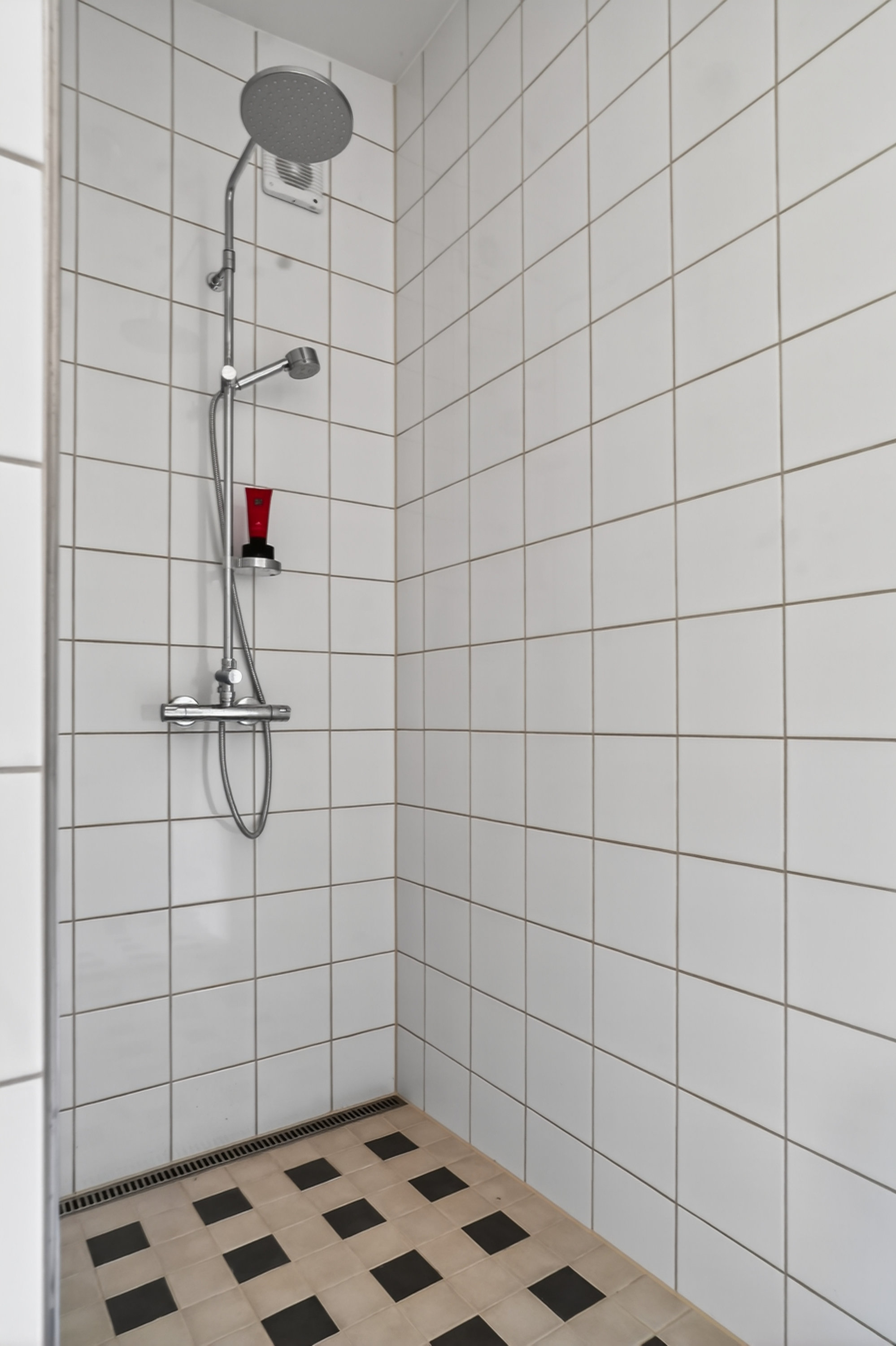 Fremhævet badeværelse billede i fuldskærmstilstand. Billede af Mosesvinget 8, Nyrup, 4500 Nykøbing Sj