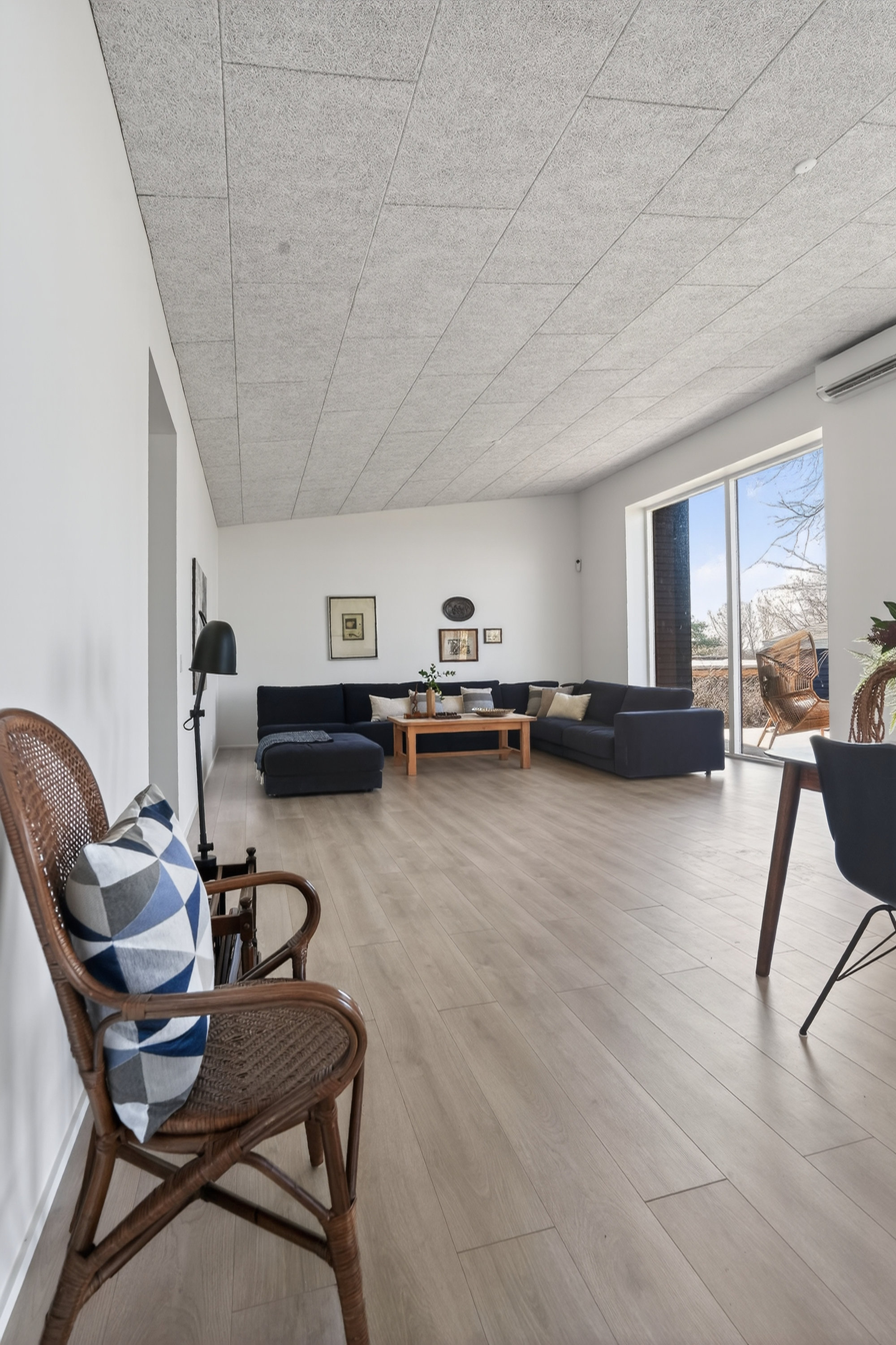 Fremhævet stue billede i fuldskærmstilstand. Billede af Mosesvinget 8, Nyrup, 4500 Nykøbing Sj